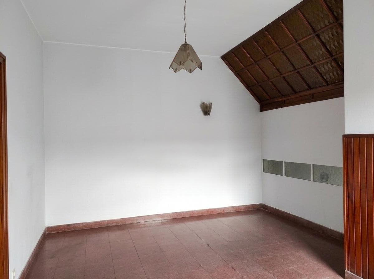 FOR SALE/TRADE: Two-bedroom house with garage. Belgrano neighborhood, Rosario