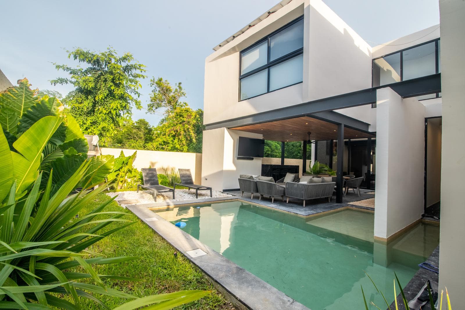 HOUSE FOR SALE IN MÉRIDA, RESIDENCIAL COMPOTELA COUNTRY CLUB
