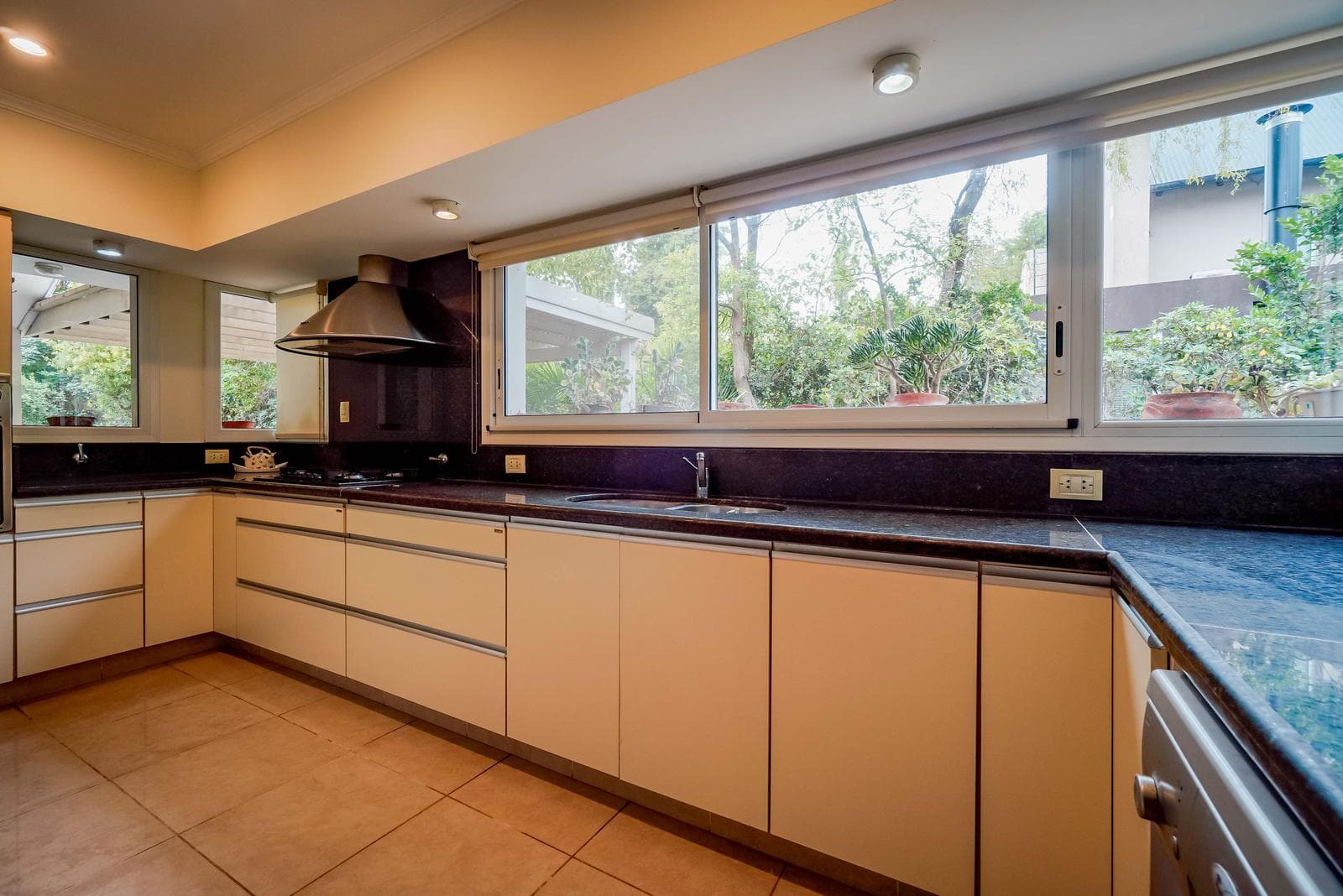 FOR SALE/TRADE - House - El Cielo, Roldan