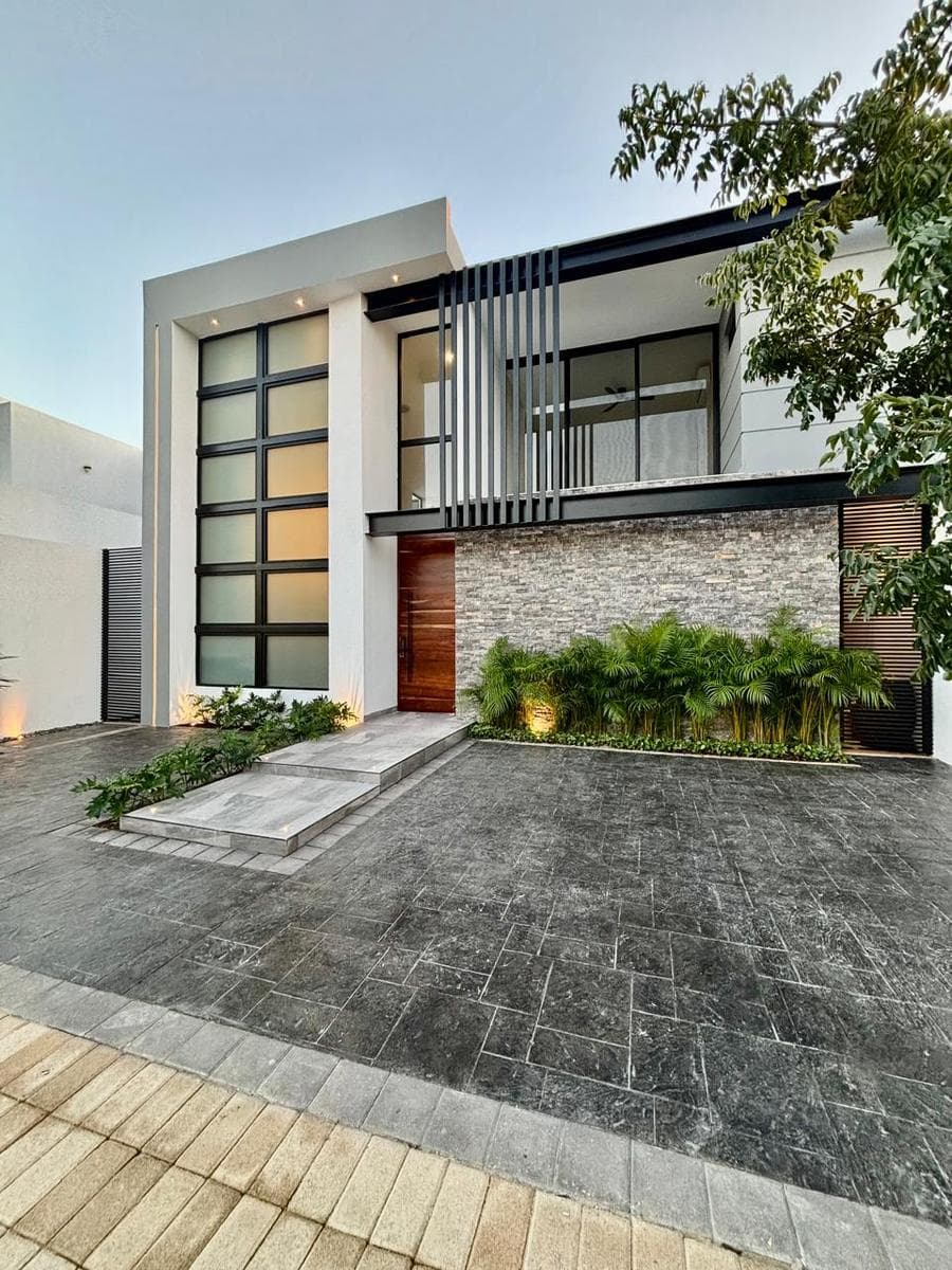 4-Bedroom House in a Gated Community with Amenities for Sale in Temozón Norte