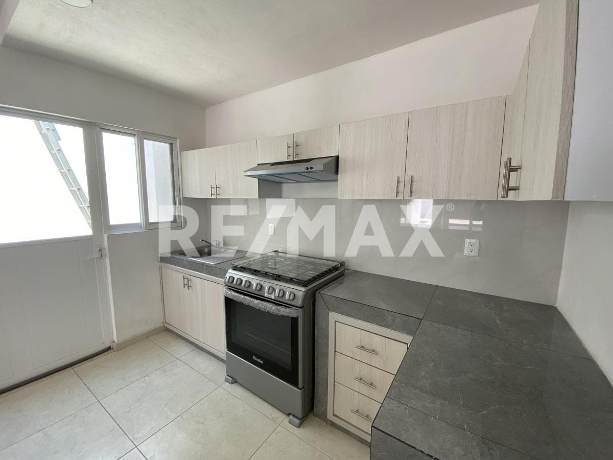 House for Sale in Morelos, Otilio Montaño, Cuautla