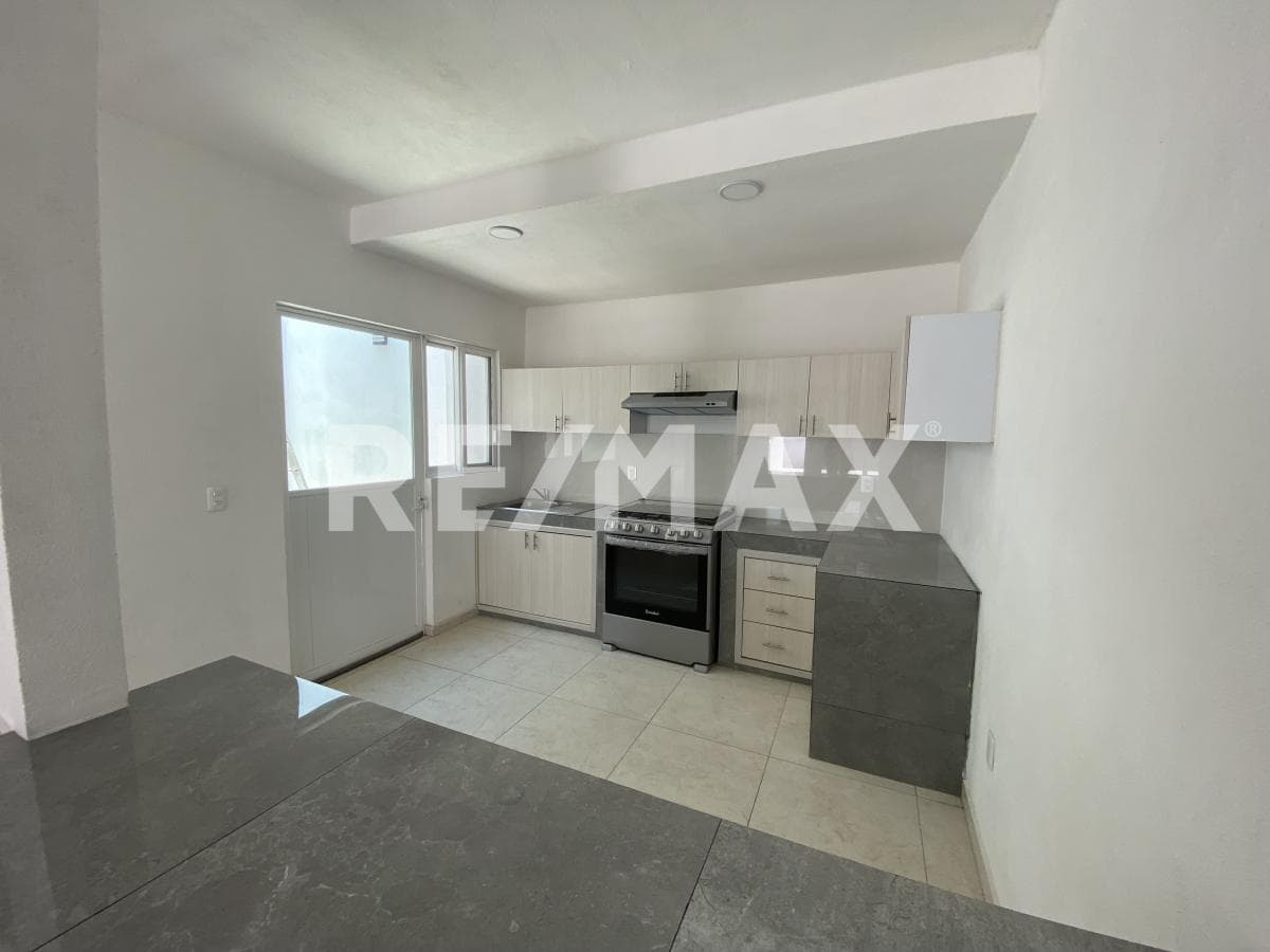 House for Sale in Morelos, Otilio Montaño, Cuautla