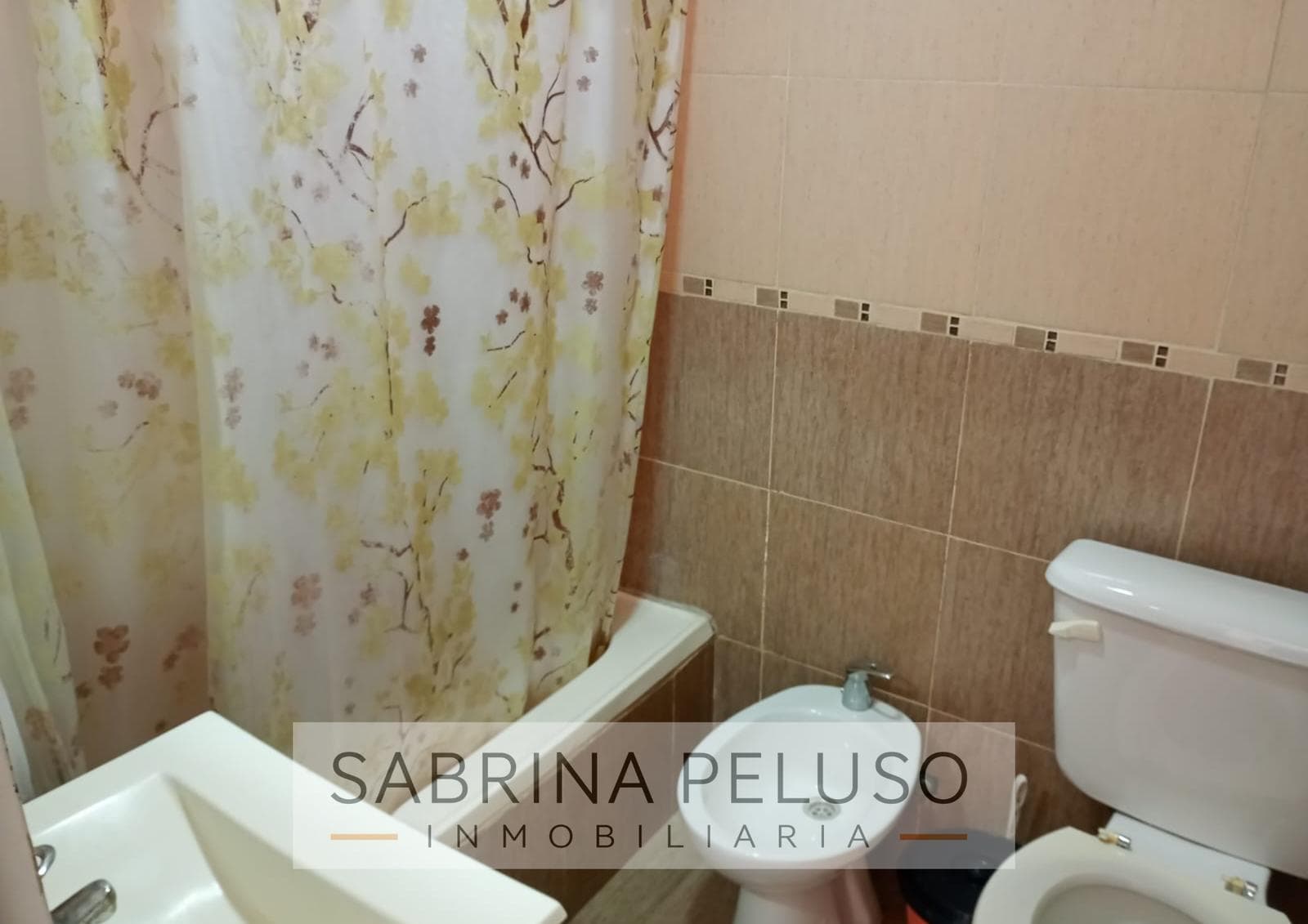2-Bedroom Apartment for Sale with Patio and Garage - Solares I Complex - Moreno