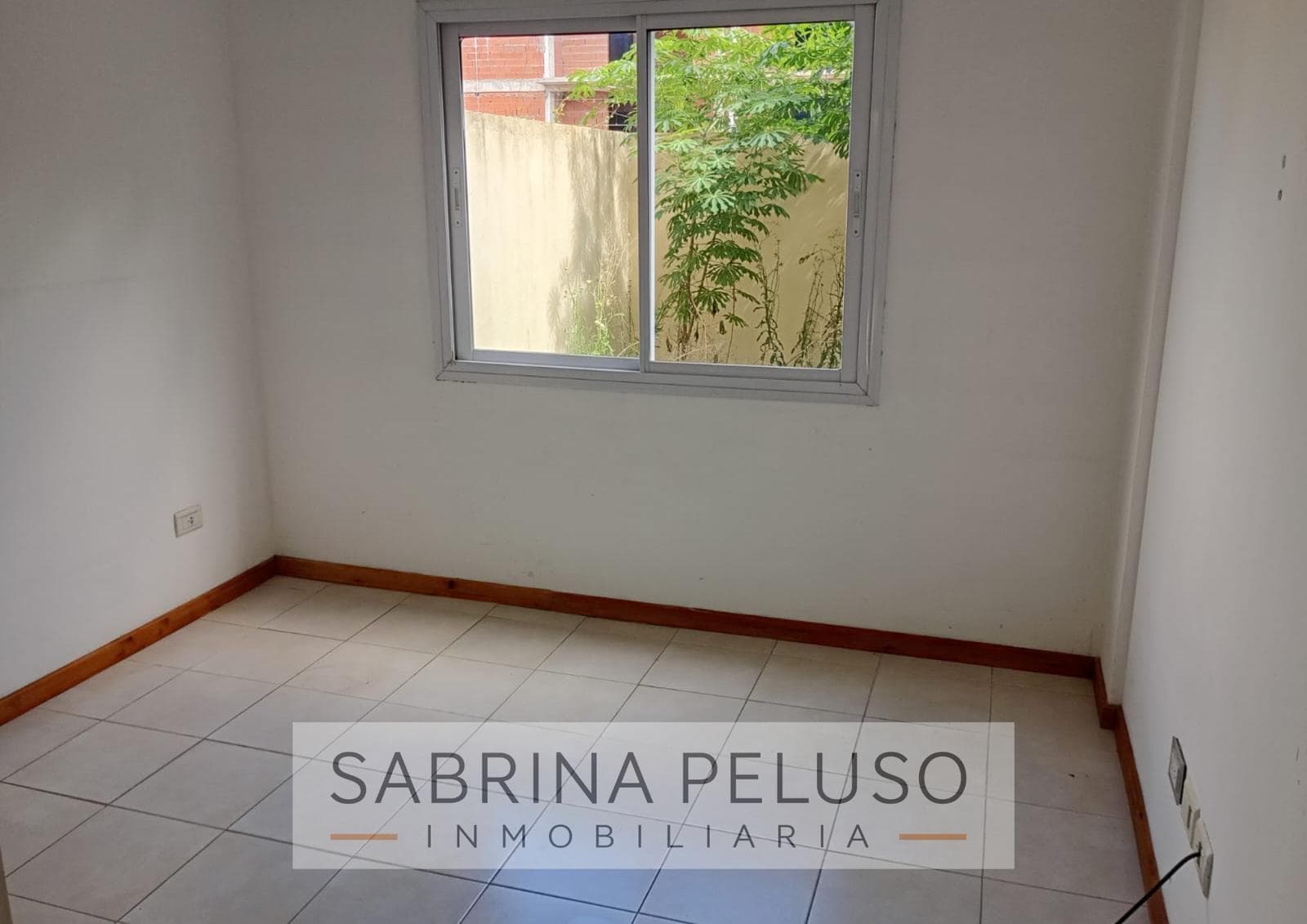 2-Bedroom Apartment for Sale with Patio and Garage - Solares I Complex - Moreno
