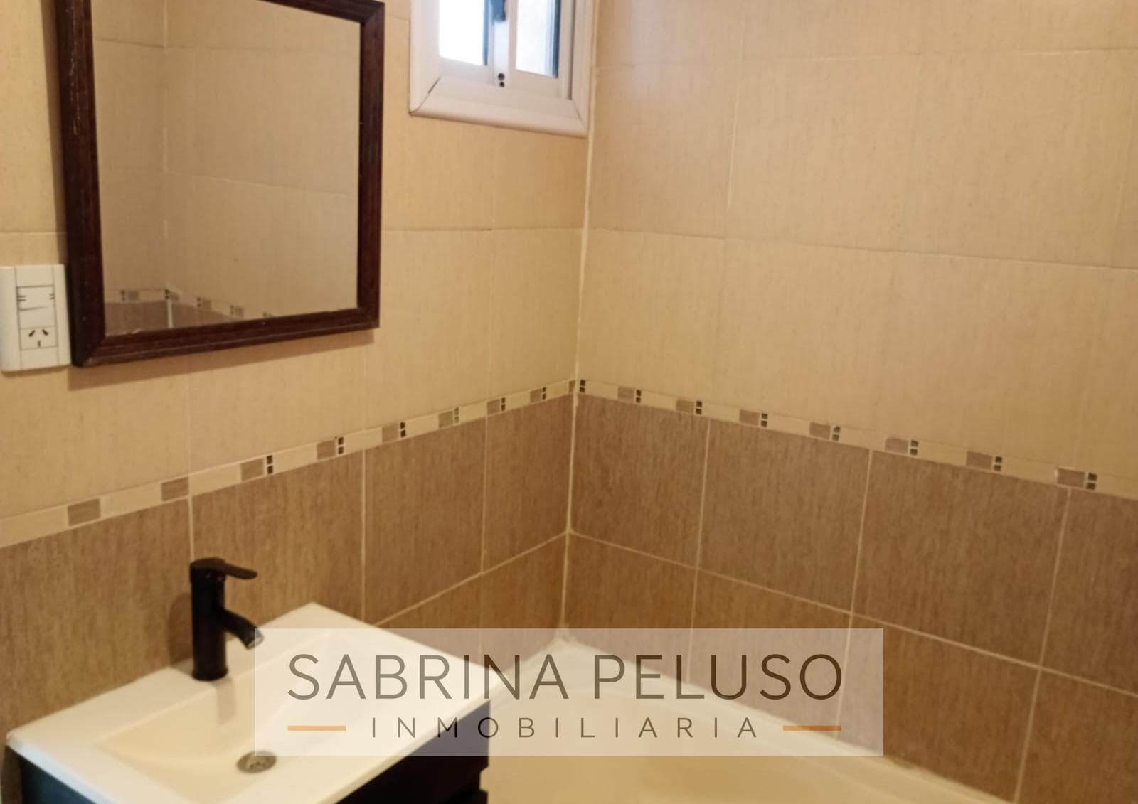 2-Room Apartment for Sale in the Solares I Complex—Moreno