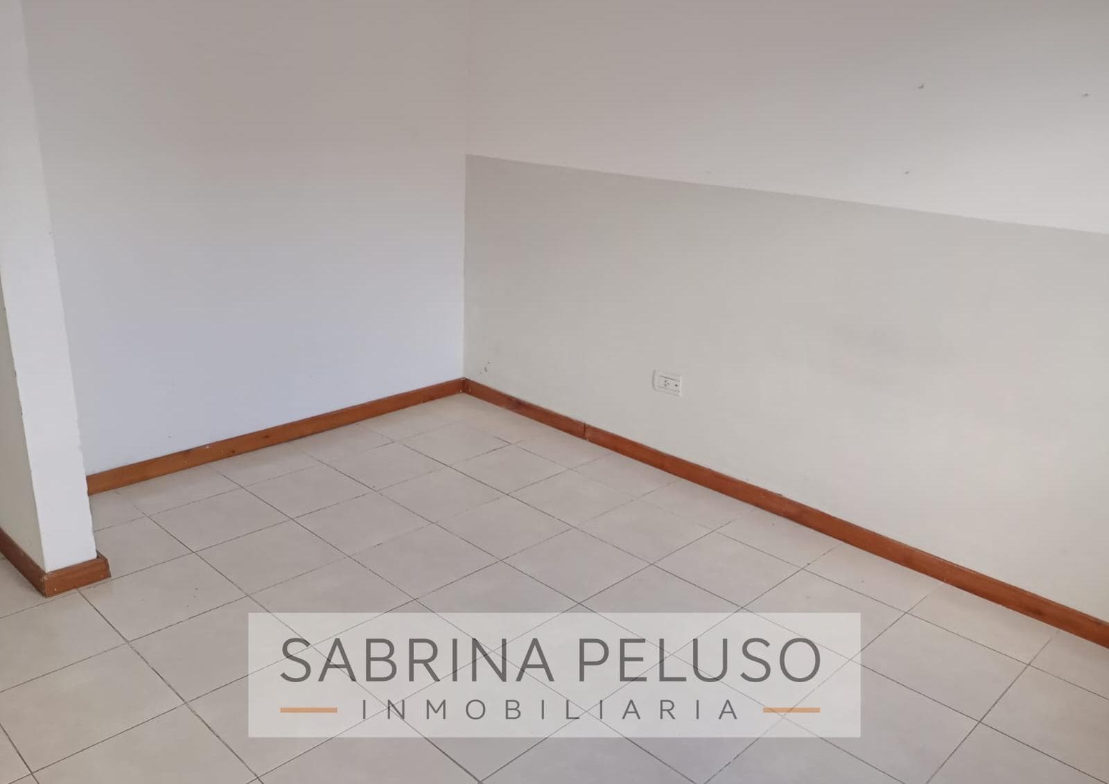 2-Room Apartment for Sale in the Solares I Complex—Moreno