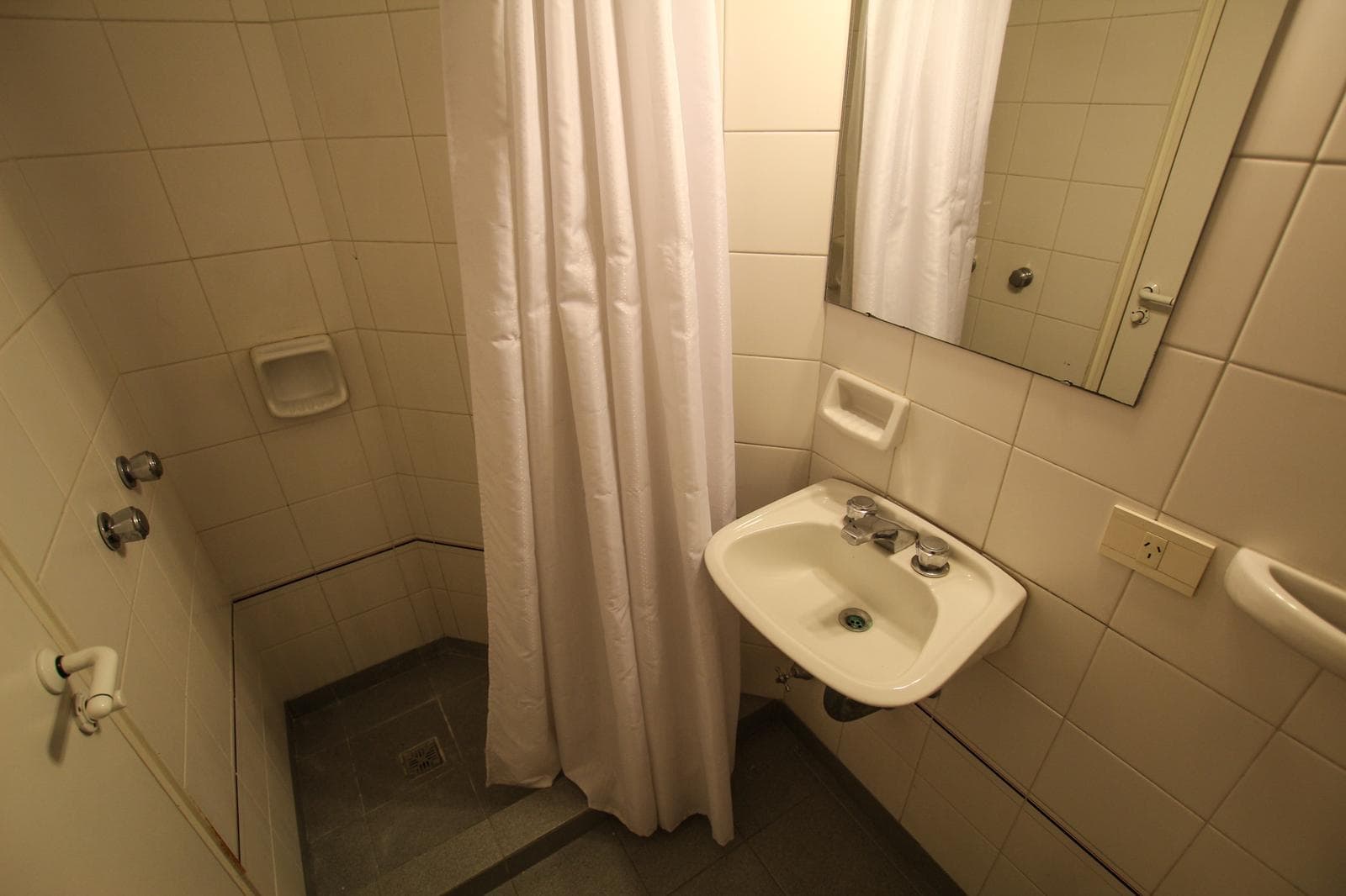 For Sale in Palermo Chico: 5-room apartment with staff quarters, parking spaces, and a storage room!