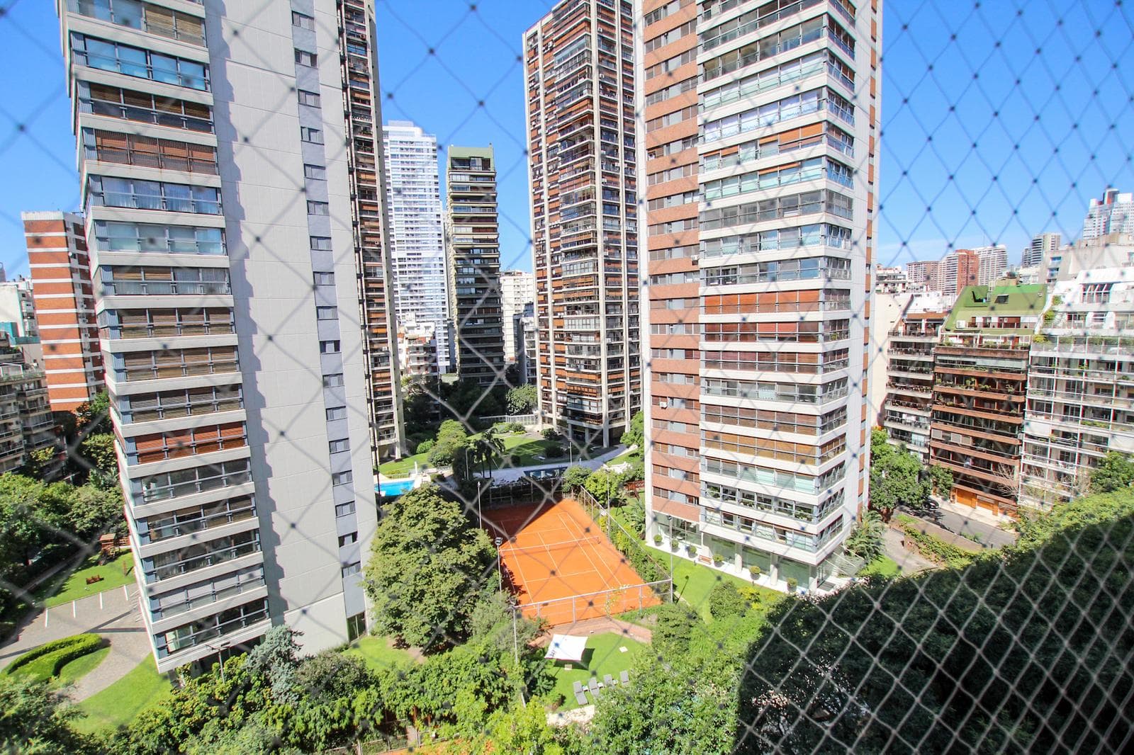 For Sale in Palermo Chico: 5-room apartment with staff quarters, parking spaces, and a storage room!