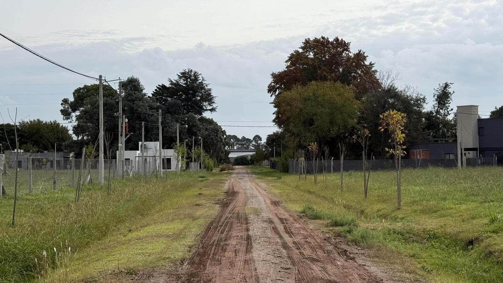 A wonderful 606-square-meter lot awaits you in the charming Villa Margarita development