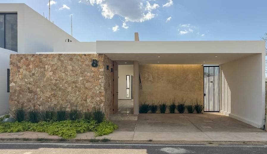 House for sale in Conkal, Yucatan