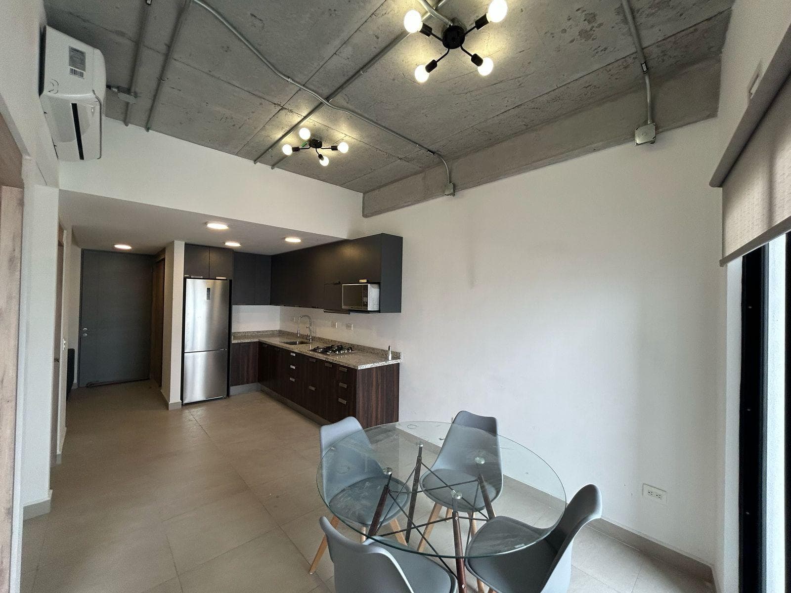 APARTMENT FOR RENT IN TORRE MITT