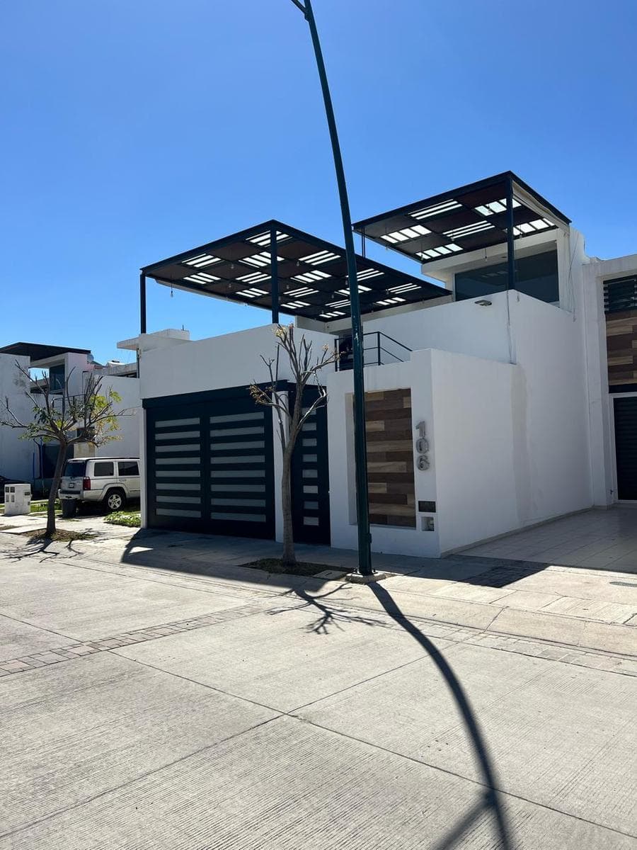 Casa en SOBERNA en Zona Sureste León Guanajuato
