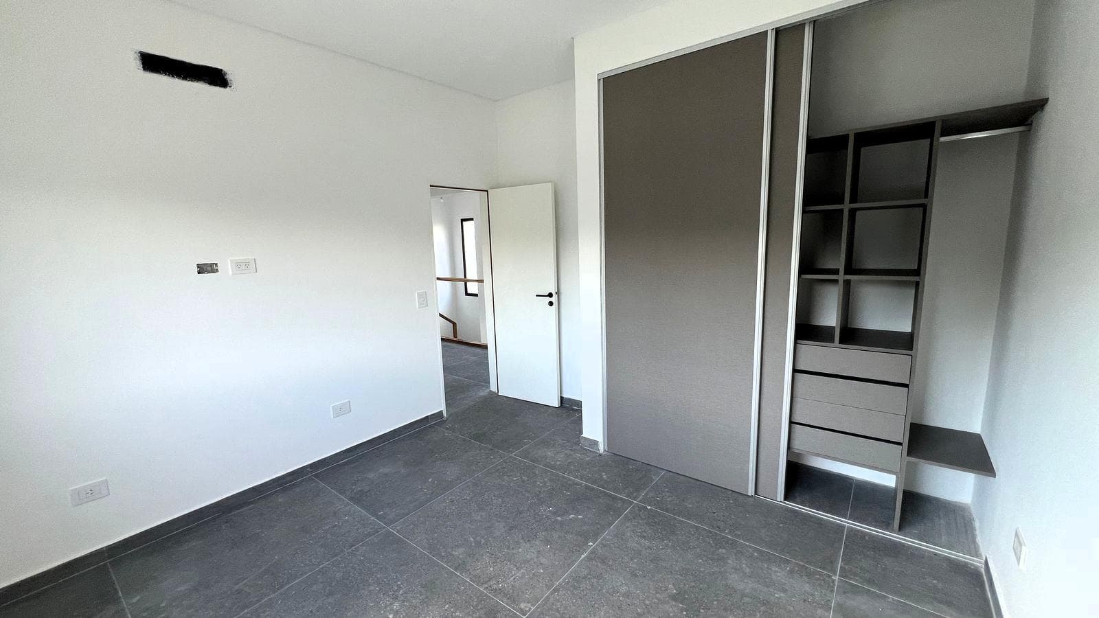 Brand-new house for sale in the San Matias gated community - Escobar