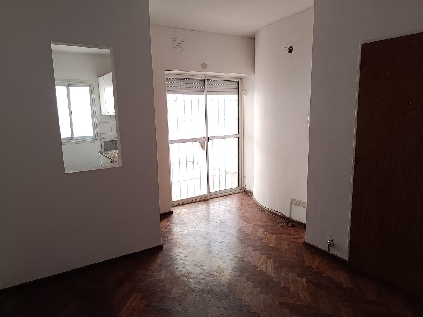 1-Bedroom Apartment for Sale in Downtown Rosario - Patio