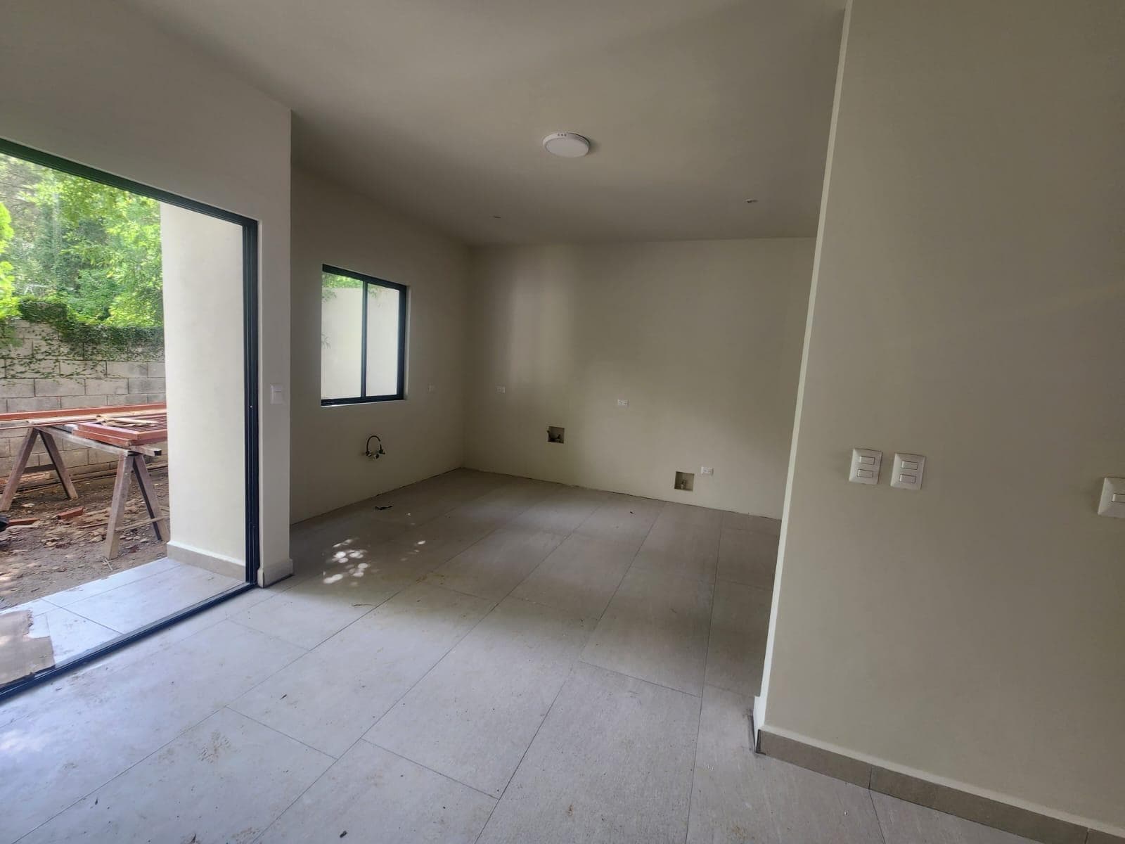 FOR SALE: 3-Story House in the Rincón de San Gerardo Subdivision (EL BARRO) – National Highway in Monterrey, 285 m²