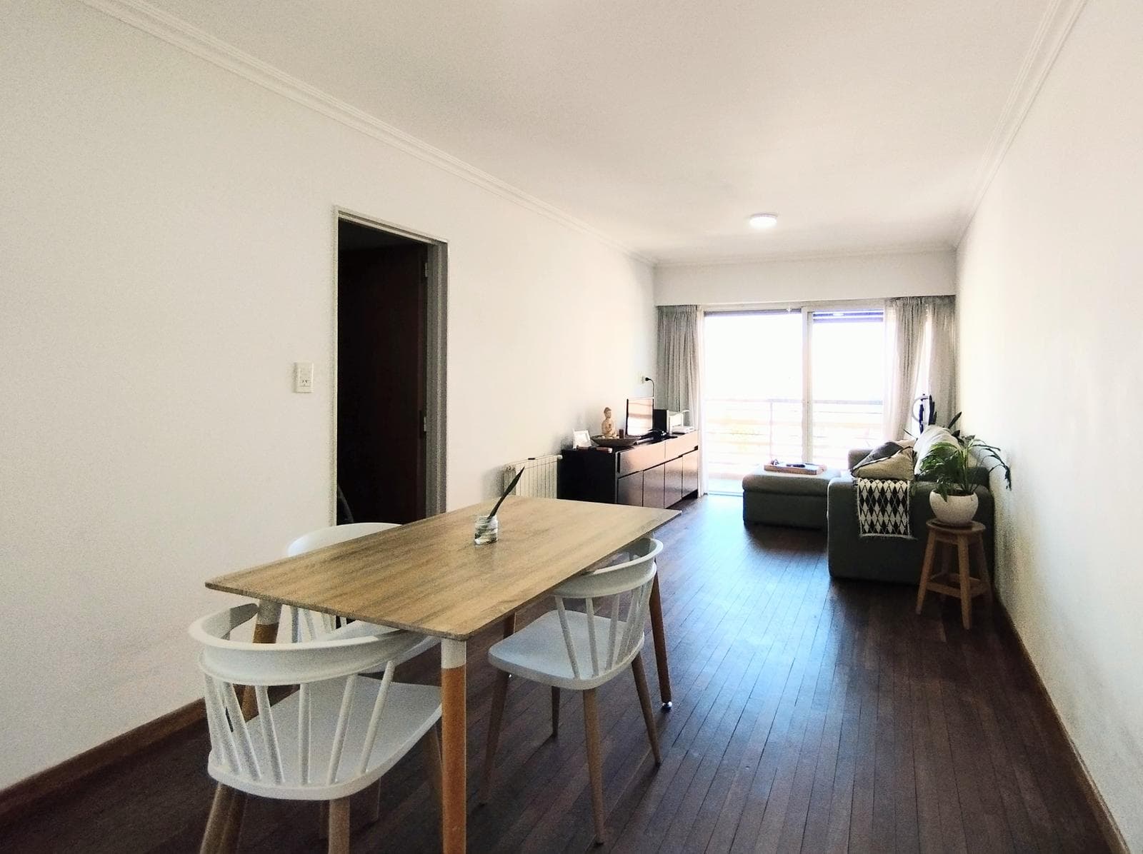 FOR SALE/TRADE: 3-bedroom apartment with a front-facing balcony - Martin, Rosario (Mortgage Available)