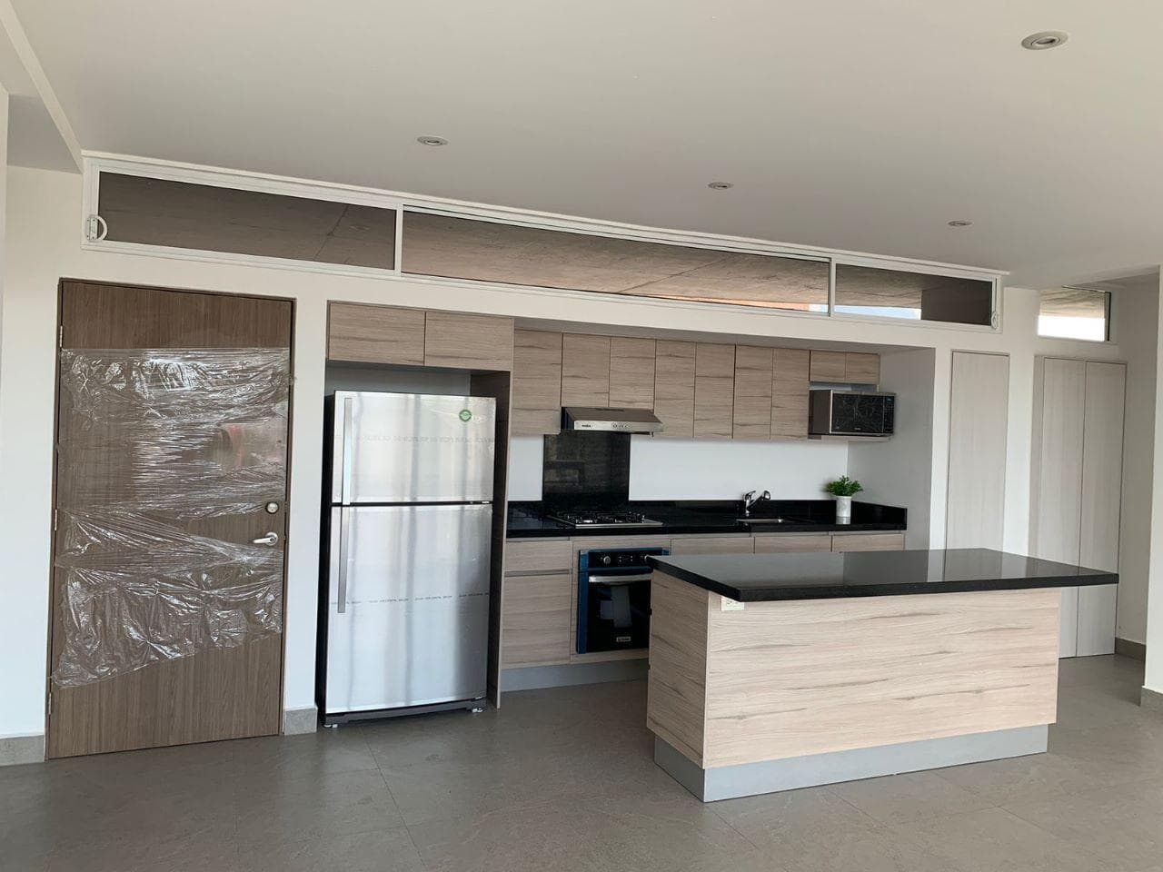 APARTMENT FOR SALE IN CUMBRES BORENIA