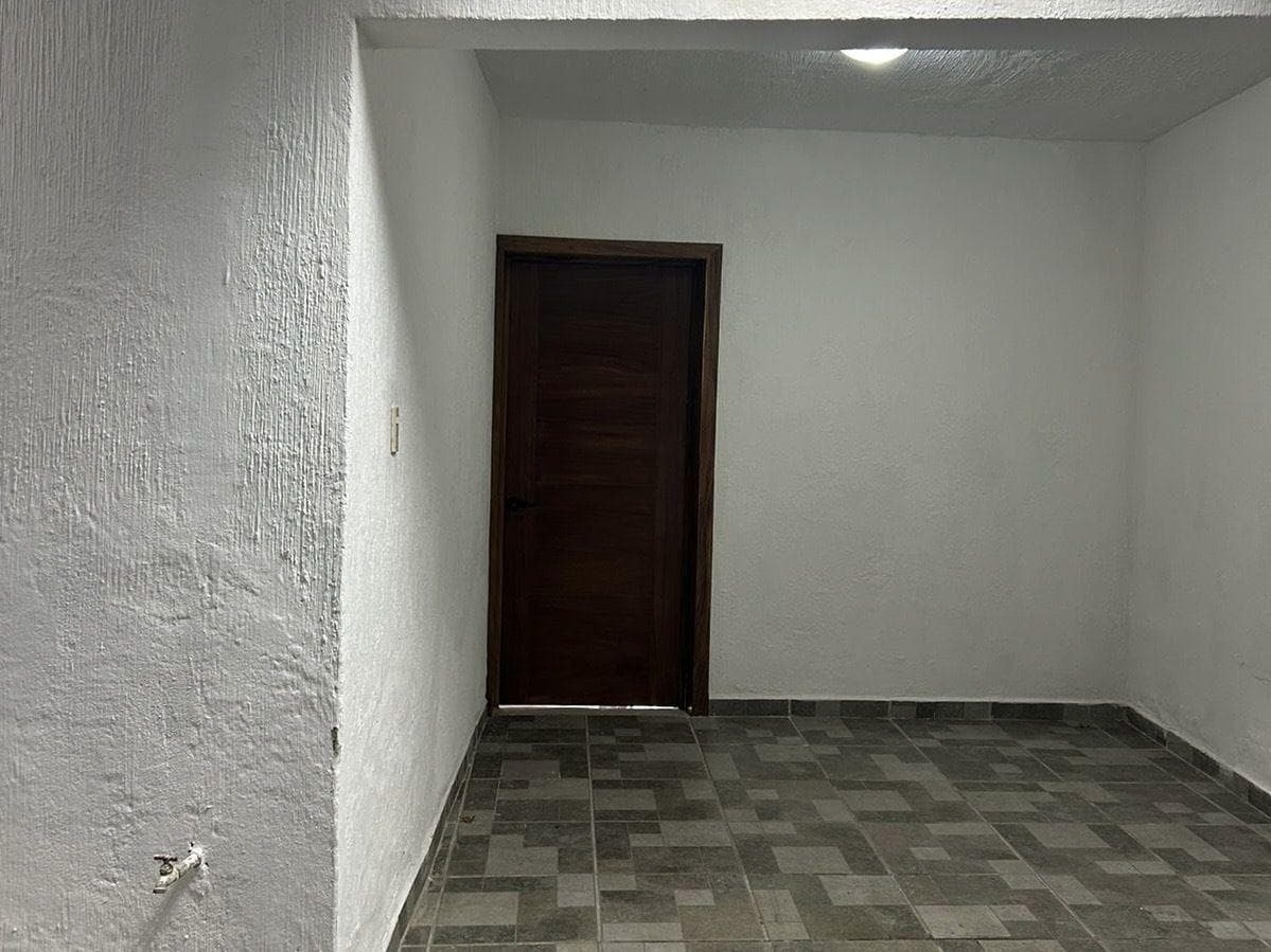 House for Rent Near the Civil Hospital in Guadalajara
