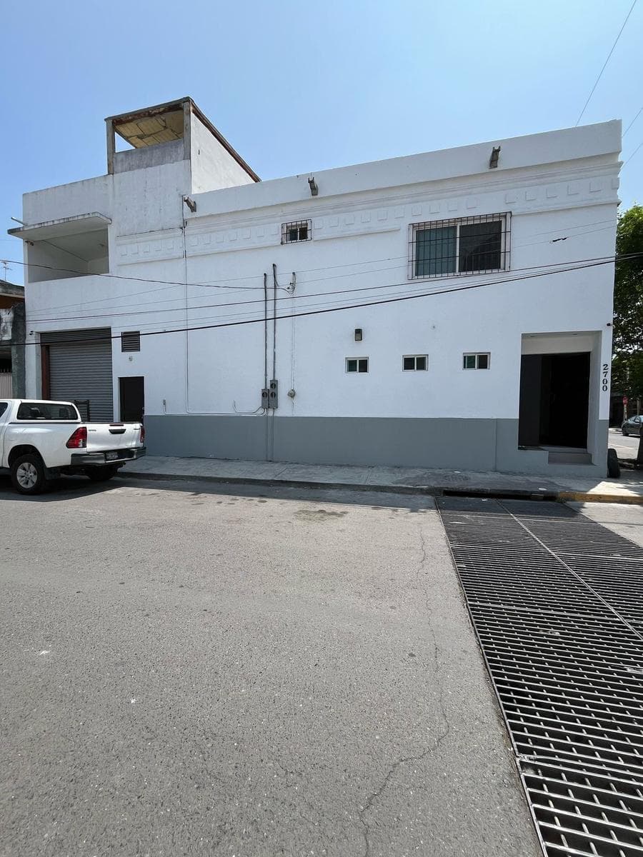 HOUSE FOR SALE FOR COMMERCIAL USE IN THE CHAPULTEPEC VALLEY IN GUADALUPE