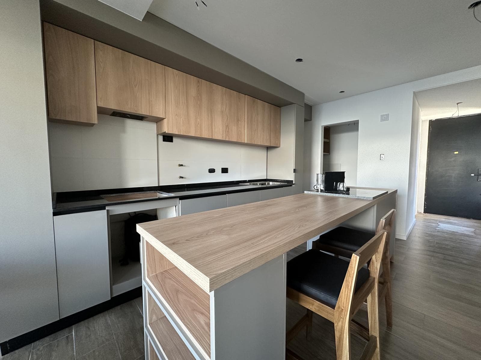 Three-bedroom apartment near the river