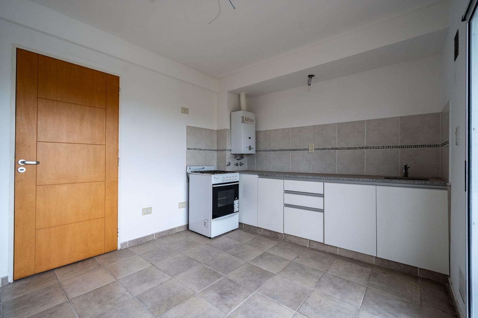 1-Bedroom Apartment on the Front Side