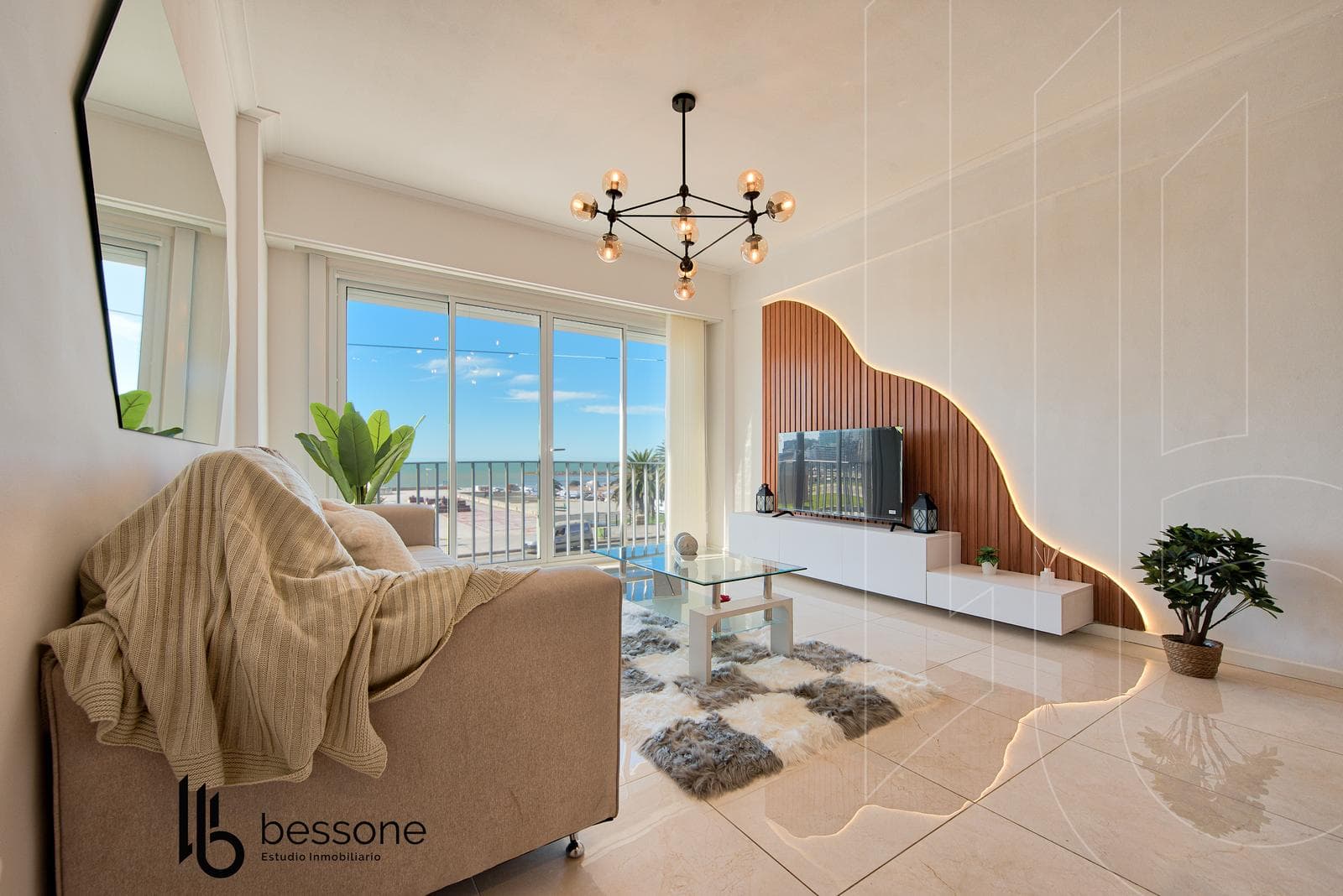 Apartment with an ocean view in Torreón del Monje