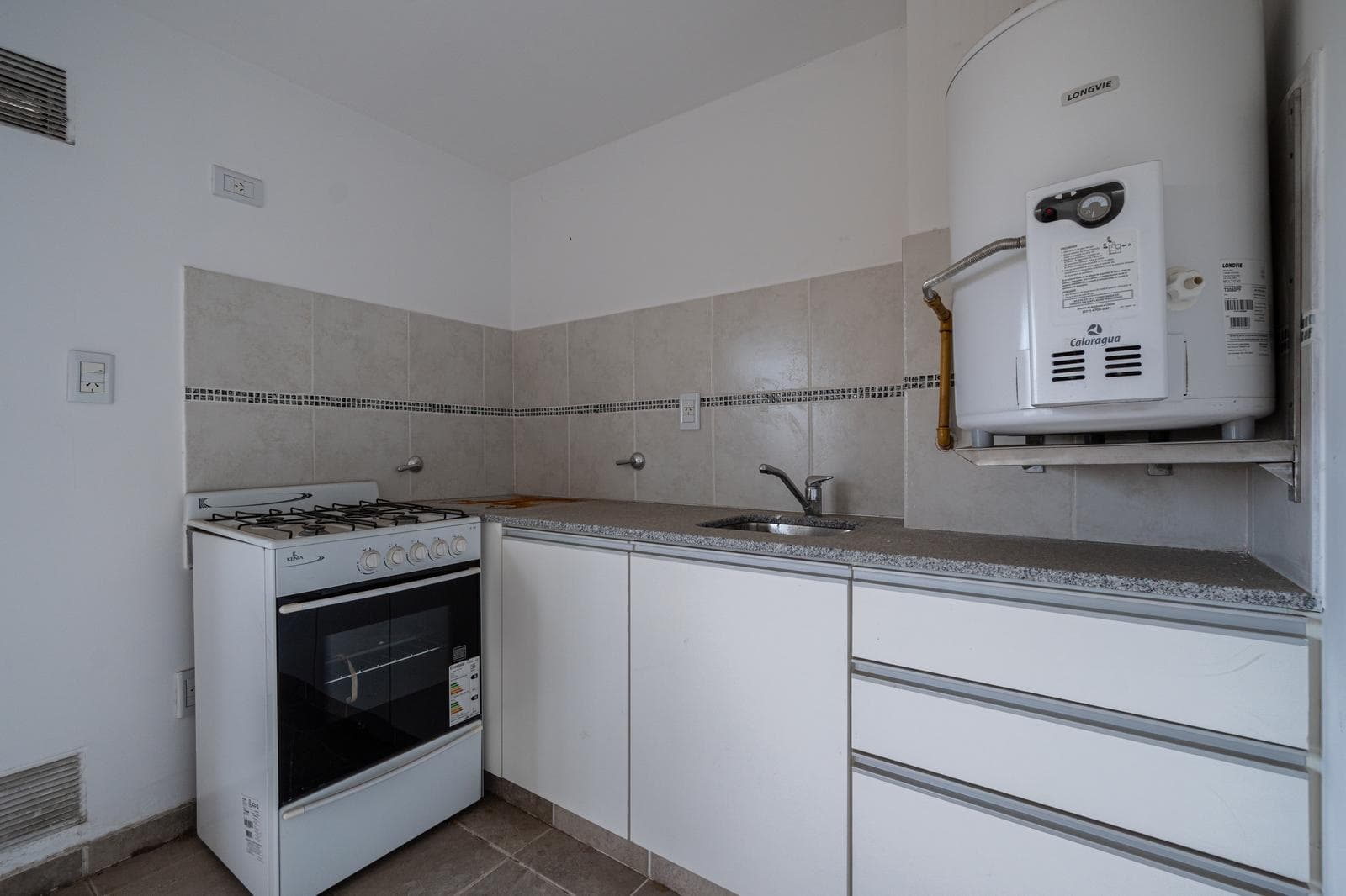 1-Bedroom Apartment on the Front Side