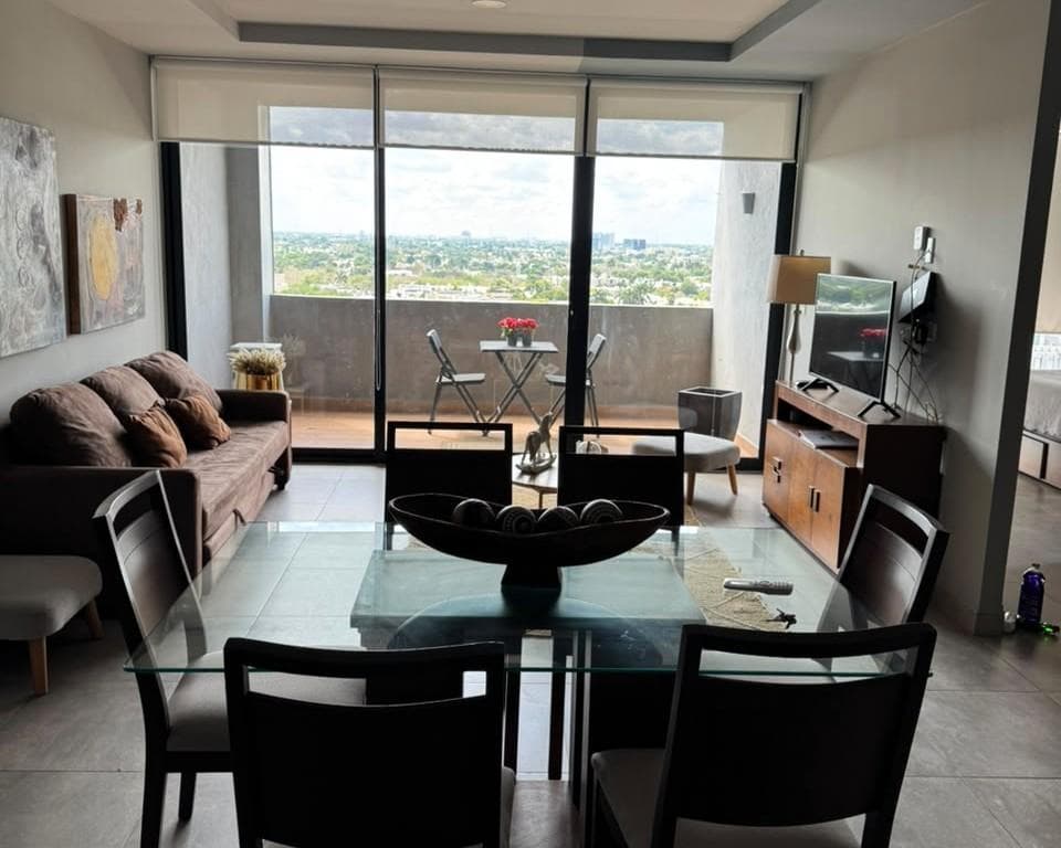 Beautiful Furnished Apartment in Torre Buyan in Montes de A