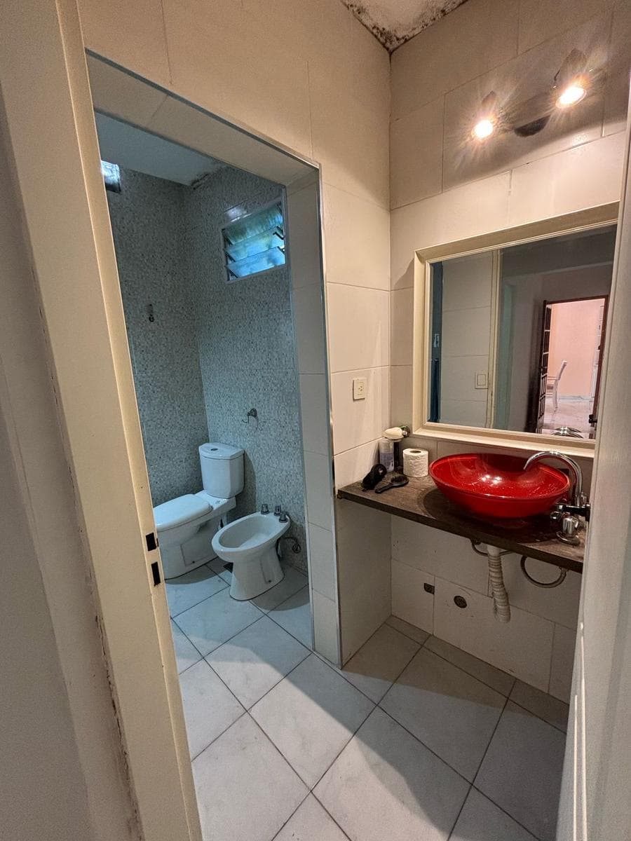 MORTGAGE-ELIGIBLE - 5-Bedroom House for Sale in Aranjuez