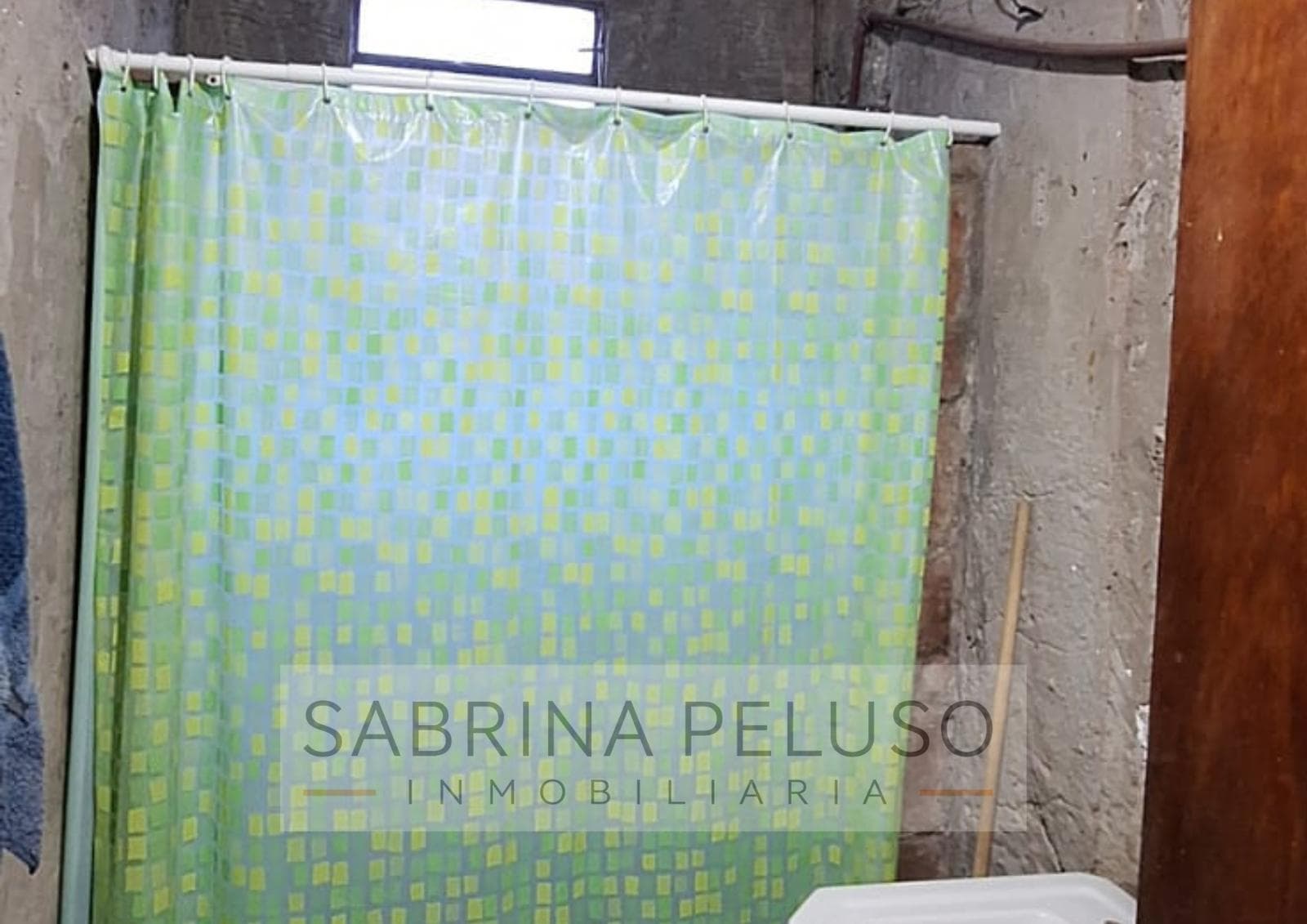 House in need of renovation in La Reja