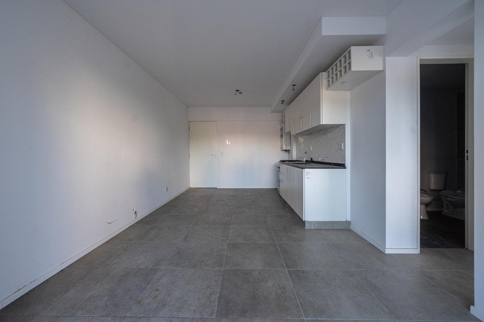 1-Bedroom Apartment on the Front Side