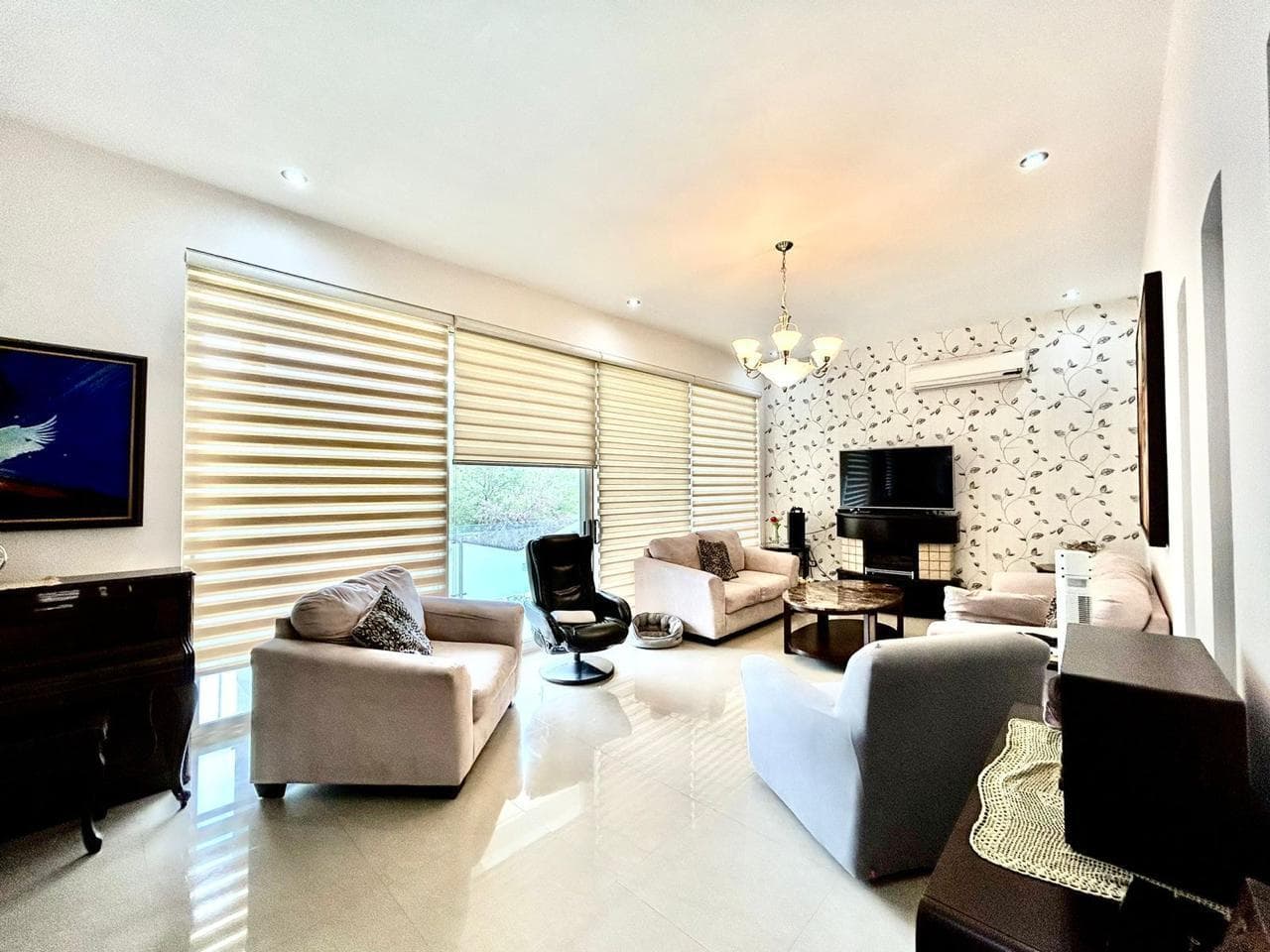BEAUTIFUL HOUSE FOR SALE IN FLOR DE PIEDRA | SPACIOUS ROOMS AND EXCELLENT LOCATION