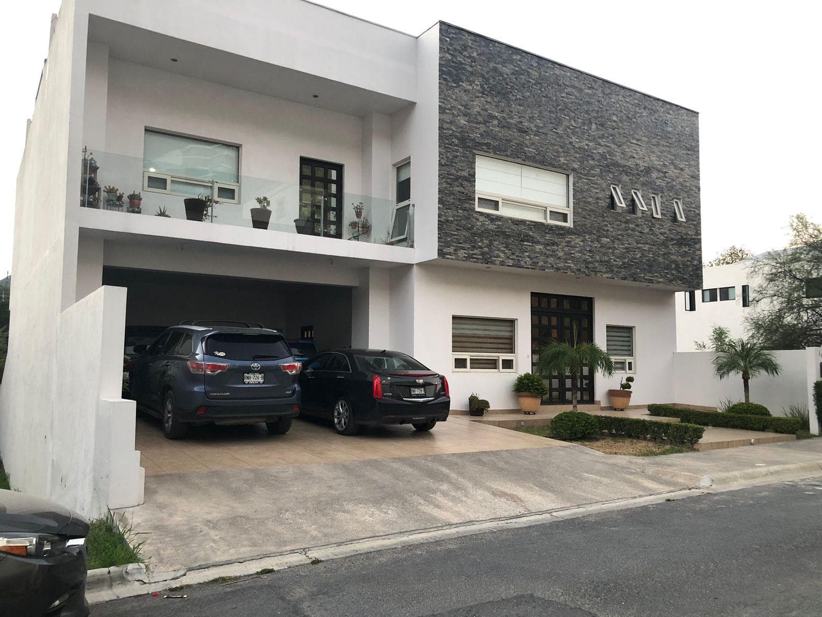 BEAUTIFUL HOUSE FOR SALE IN FLOR DE PIEDRA | SPACIOUS ROOMS AND EXCELLENT LOCATION