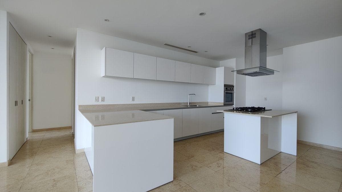 Apartment for Sale at Country Towers