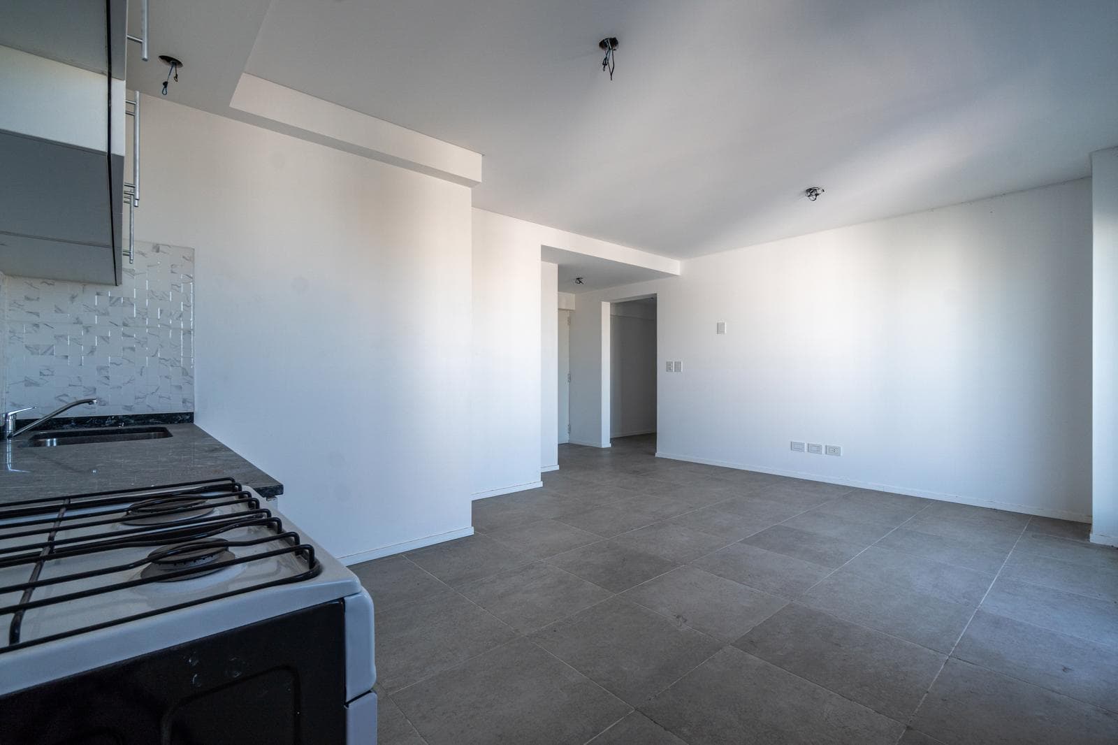 1-Bedroom Apartment on the Front Side