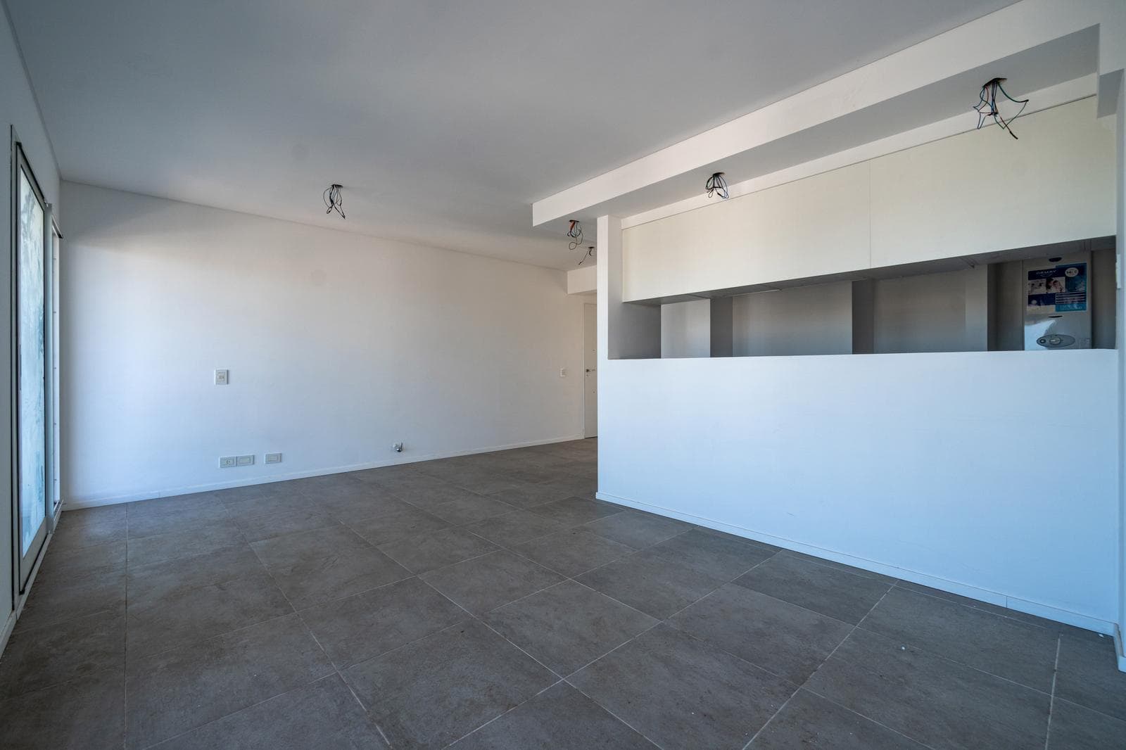 1-Bedroom Apartment on the Front Side