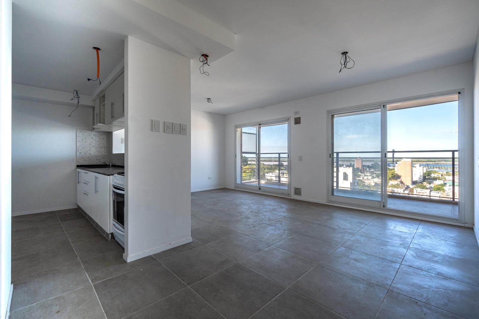 1-Bedroom Apartment on the Front Side