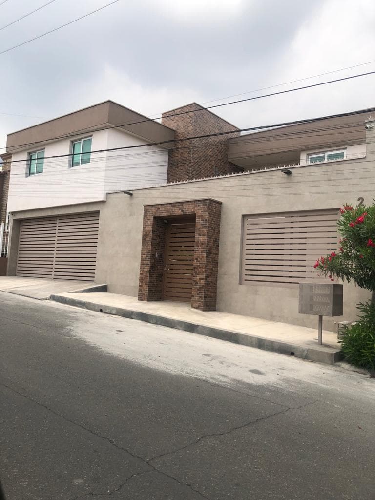 House for sale in Cumbres 3 sector