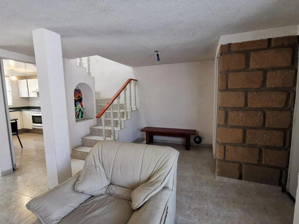 House in a condominium complex in Villas Fontana