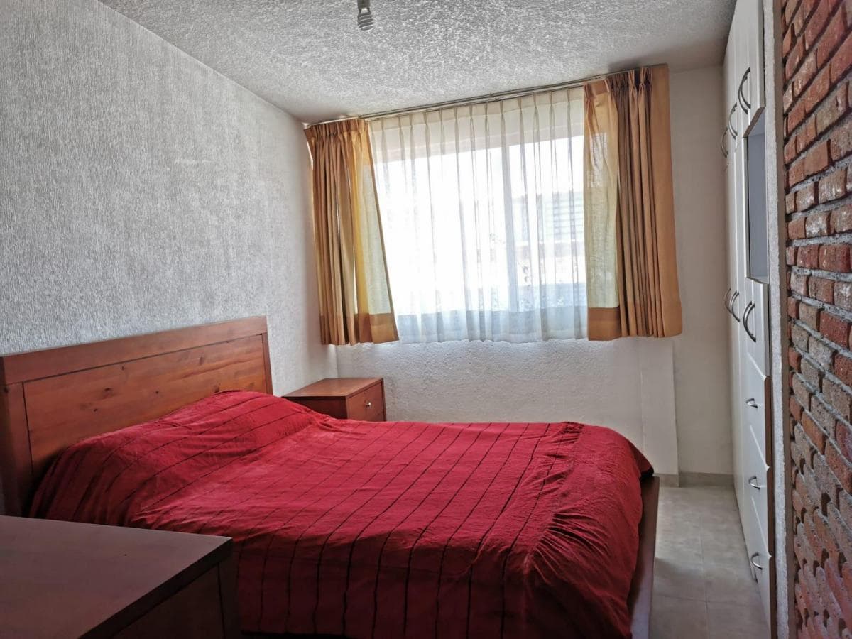 House in a condominium complex in Villas Fontana