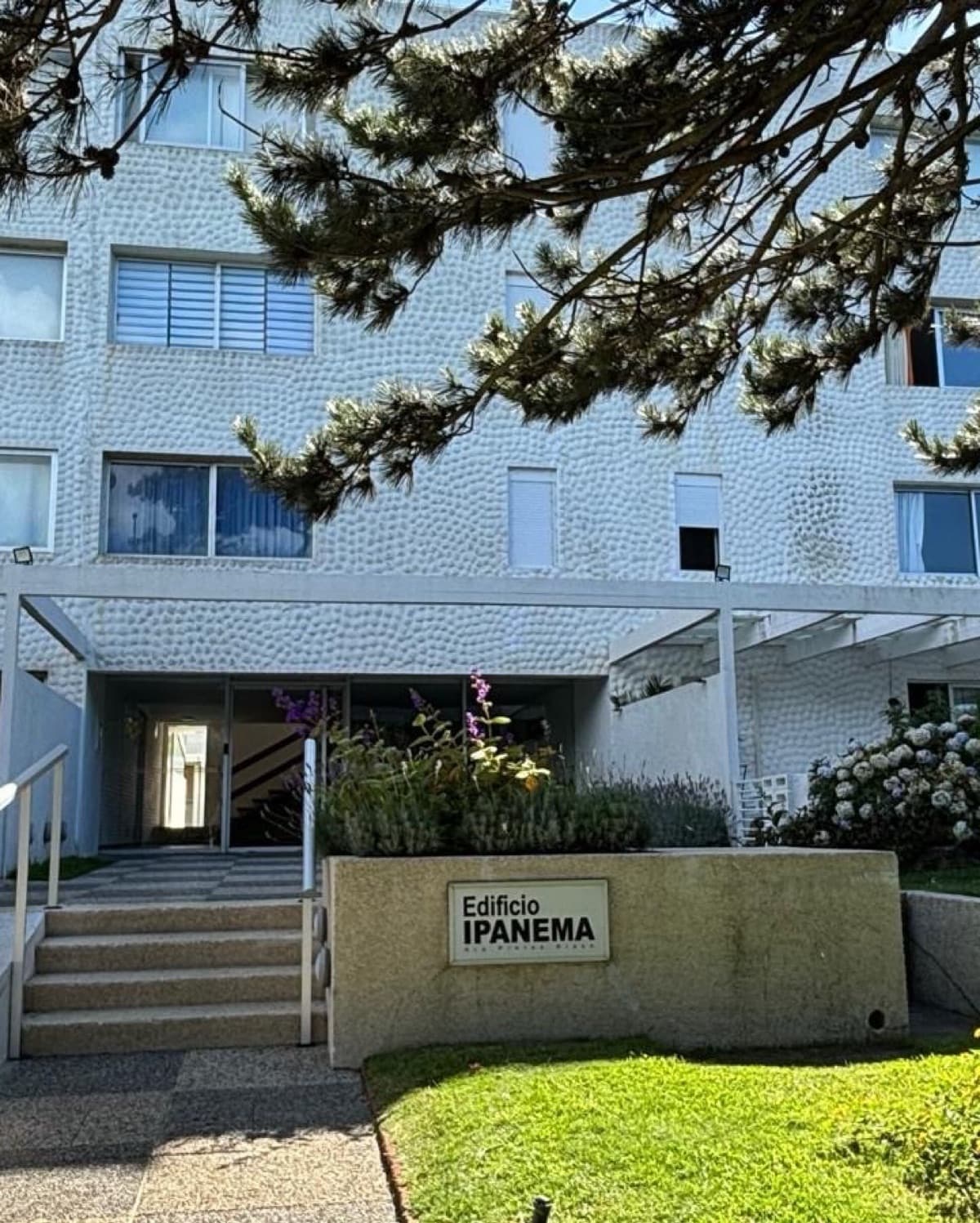 Annual Rental Studio Apartment in Punta del Este