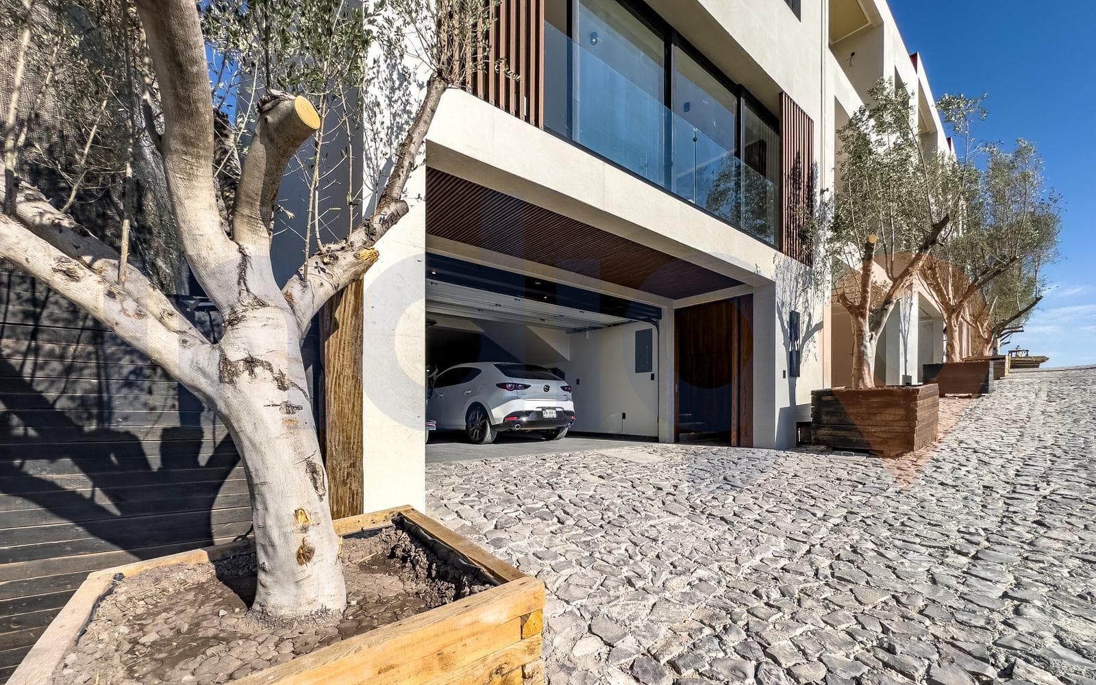 House for Sale in Punta Serra, within Cañadas del Lago