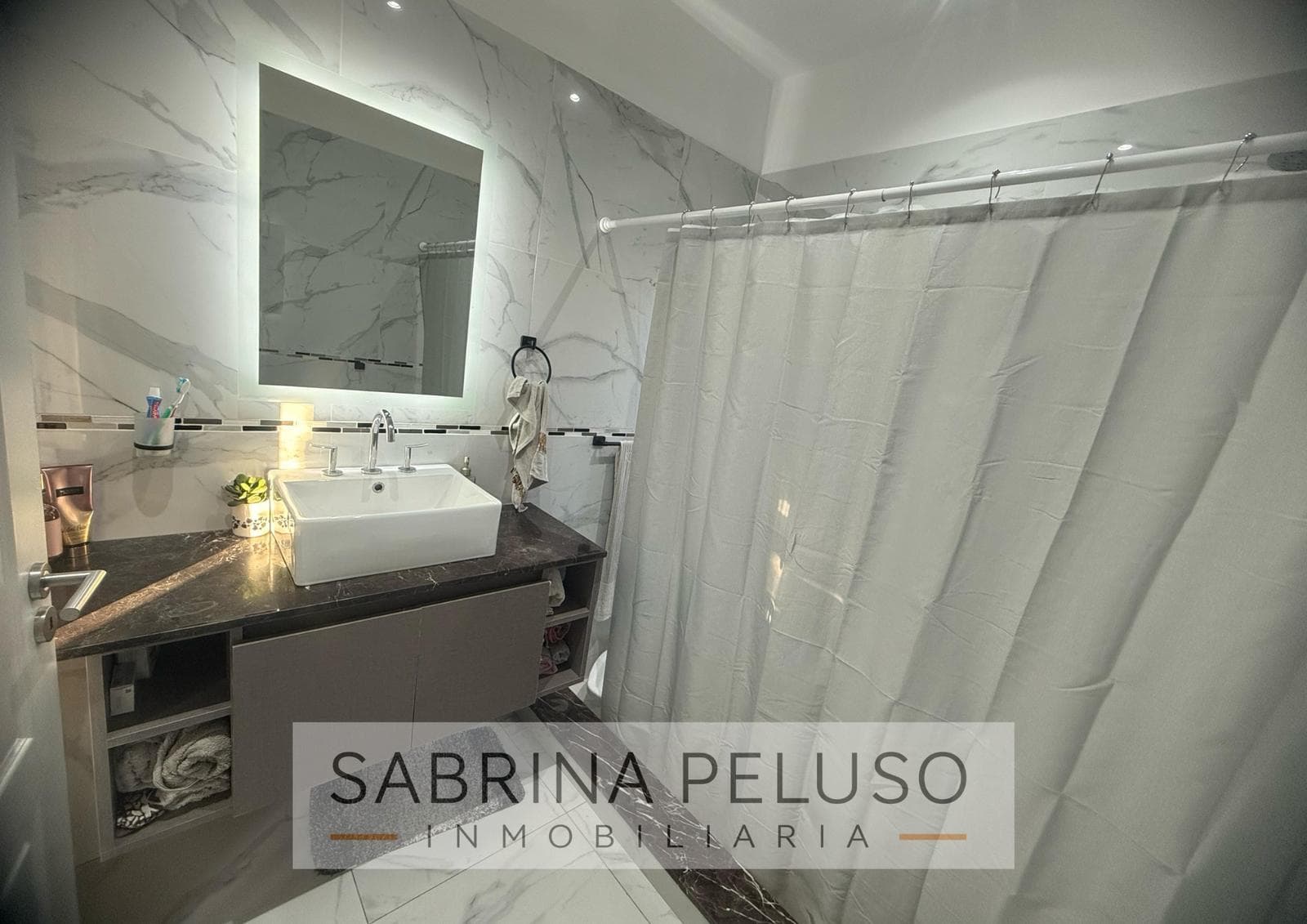 FOR RENT - House in the Prados del Oeste Gated Community