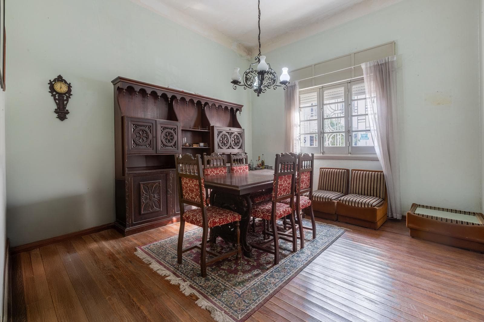 3-Bedroom House for Sale with Garage in Abasto, Rosario