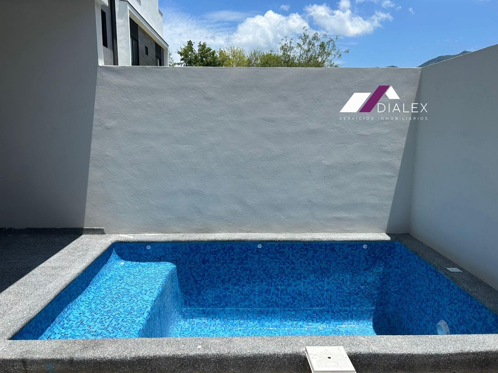 FOR SALE: 3-Story House in the Pedregal del Huajuco Subdivision, EL BARRIAL, Santiago National Highway
