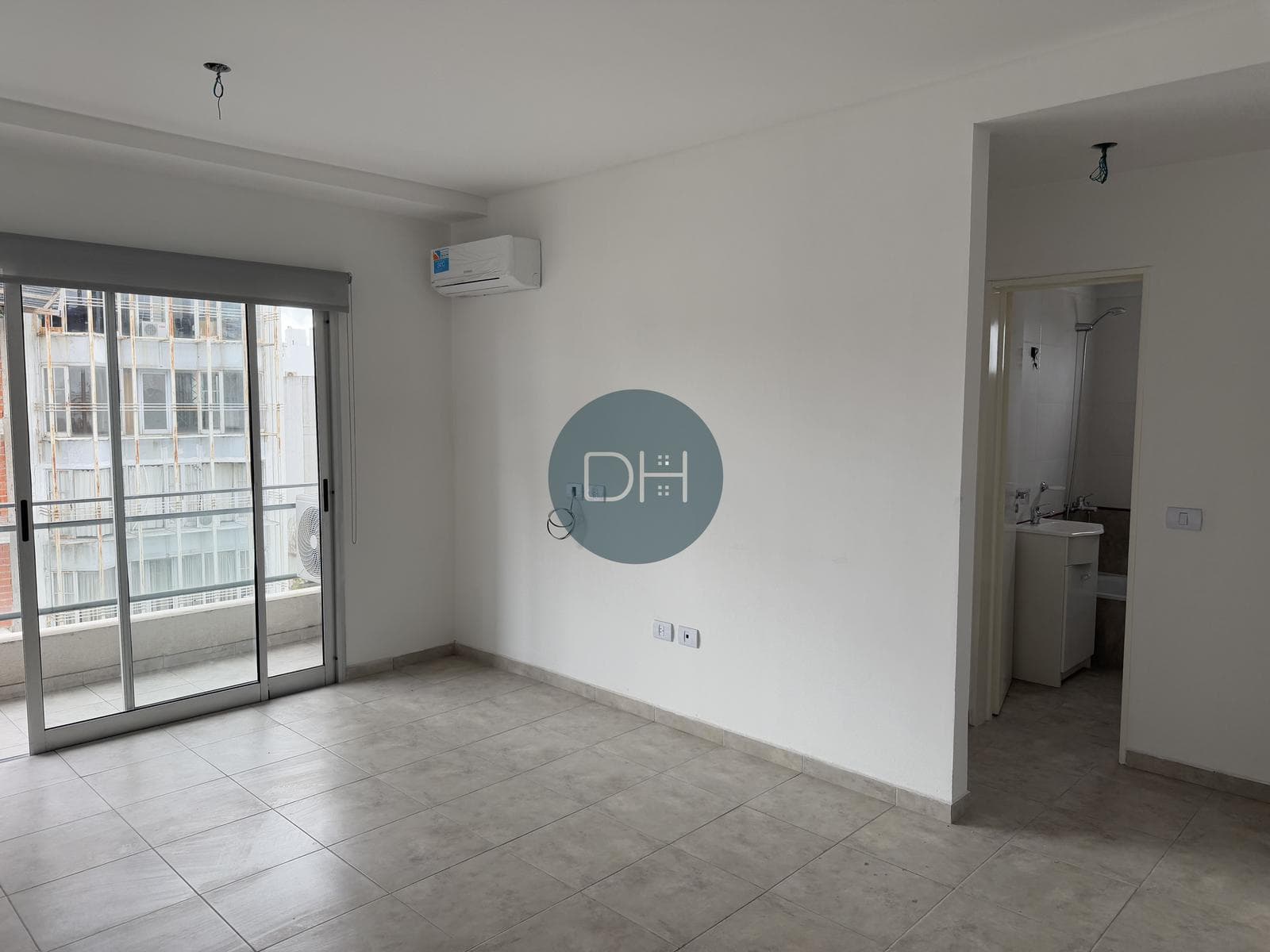 Apartment at 48 14th and 15th Streets - La Plata