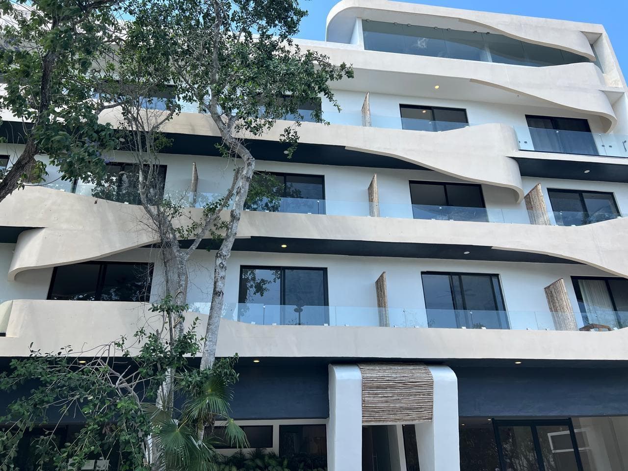 Furnished and fully equipped apartment for sale