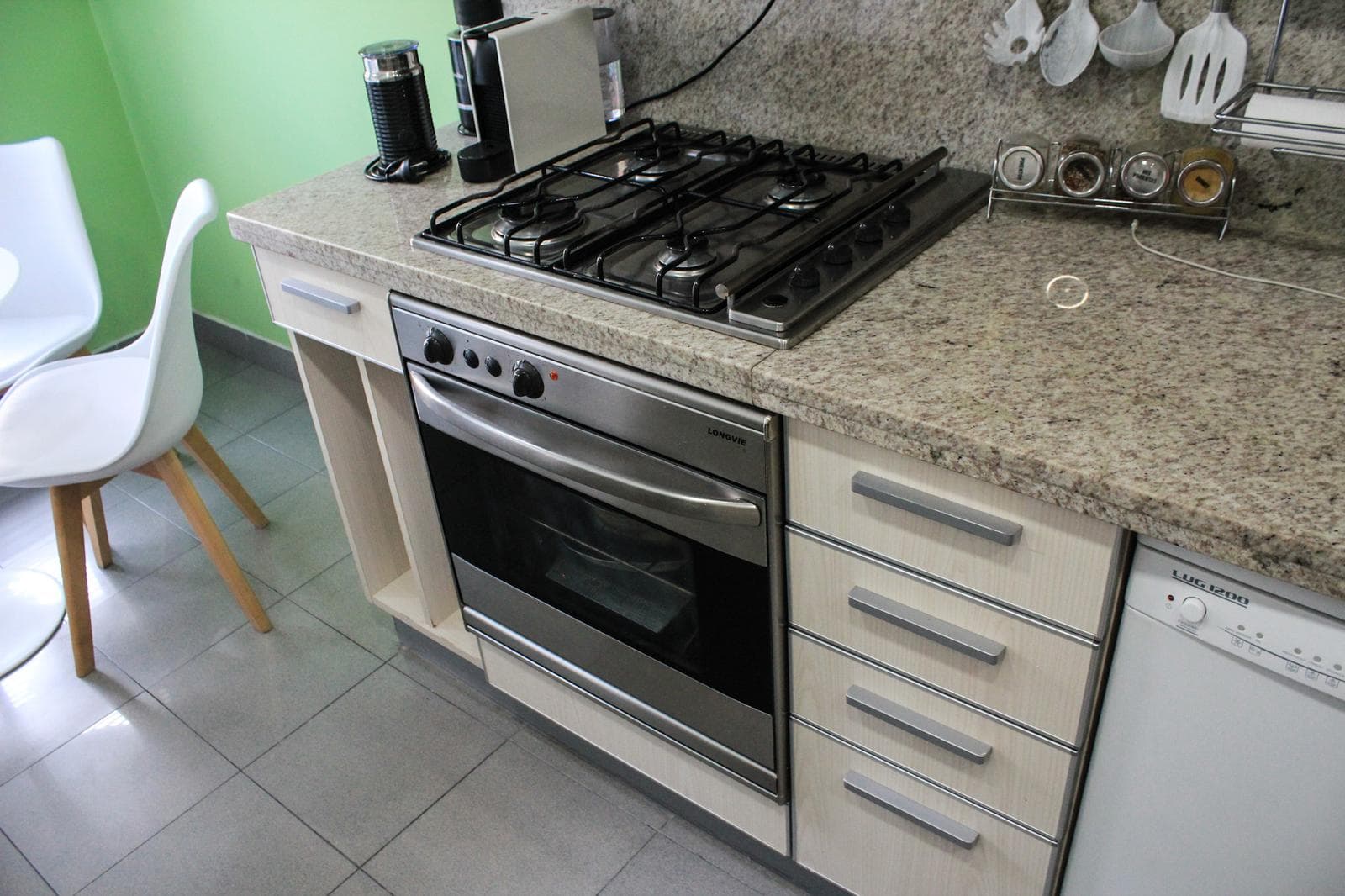 Departamento en Alquiler de 4 ambientes amoblado con cochera en Puerto Madero !!!Impecable estado