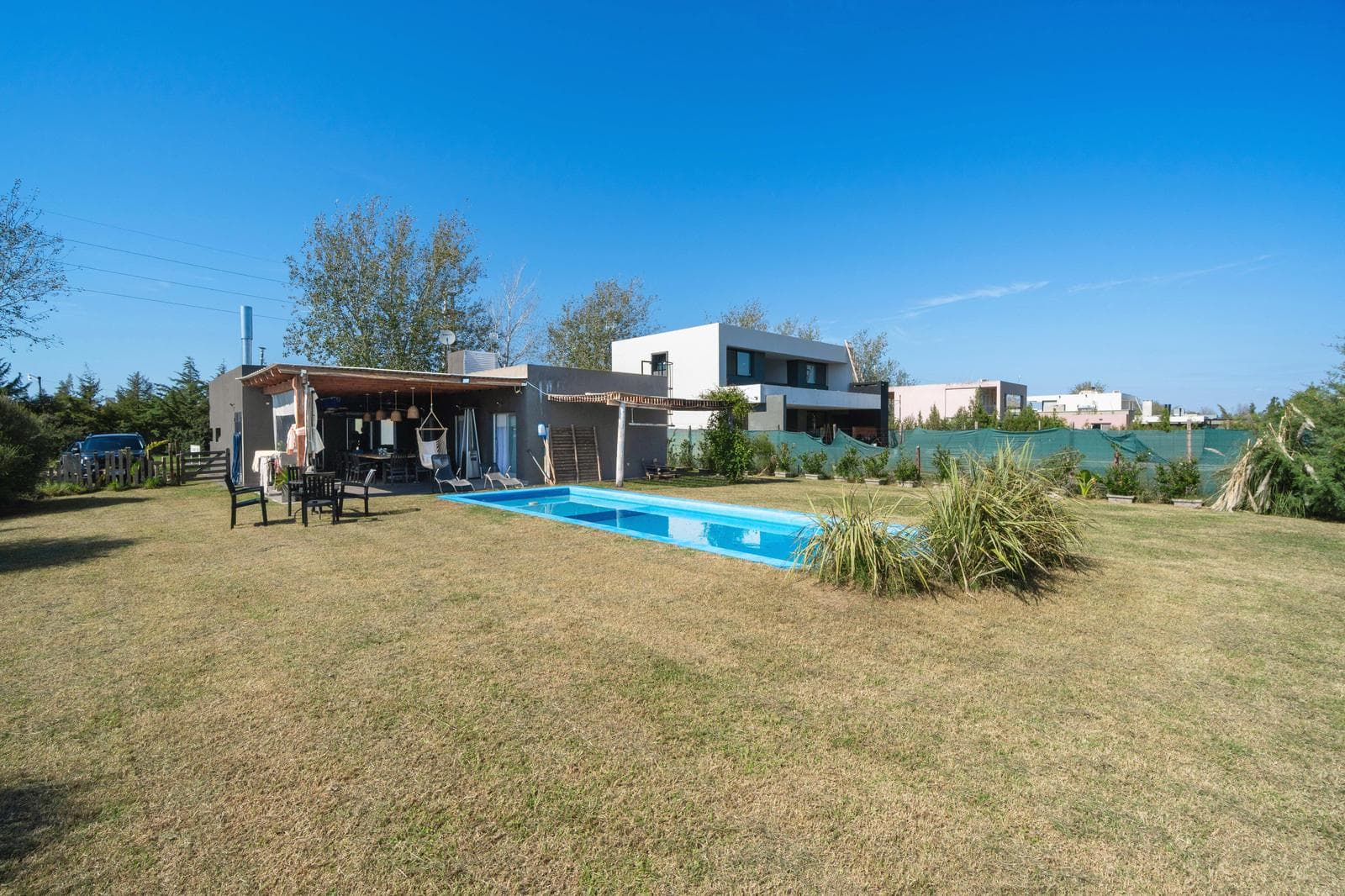 FOR SALE | TRADE - 3-Bedroom House with Barbecue Area and Pool - Puerto Roldán.