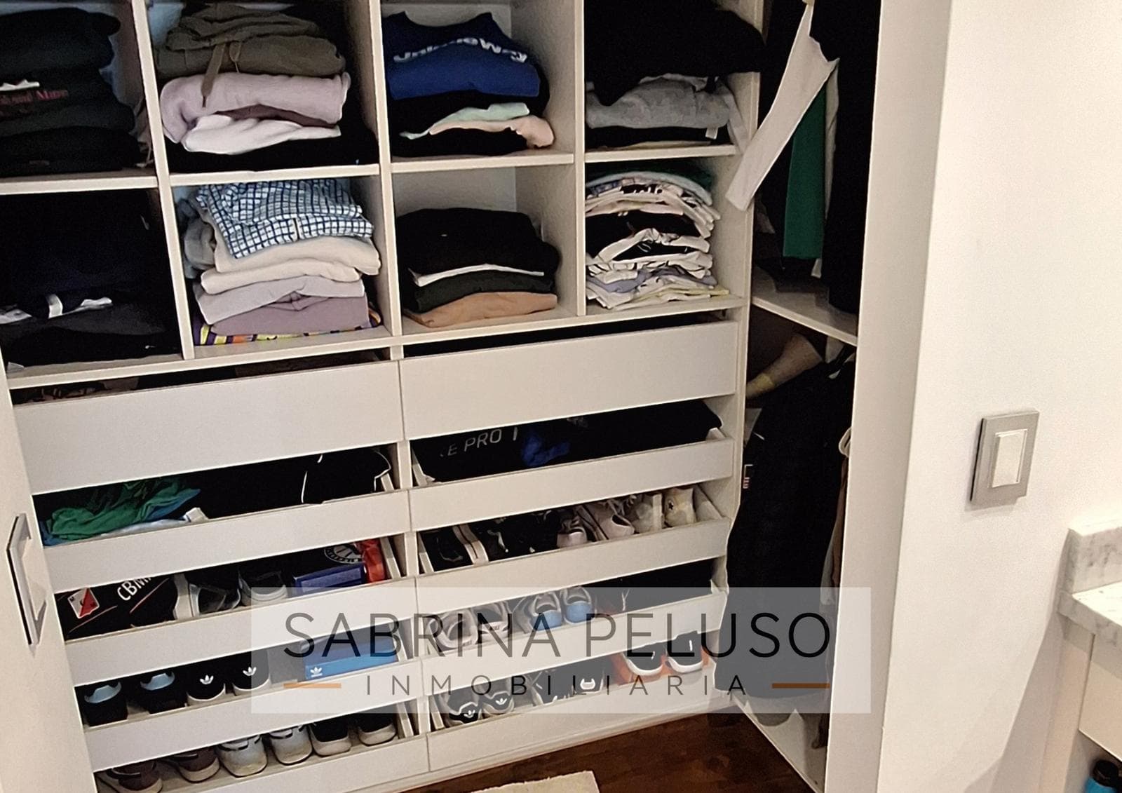 FOR SALE: House in El Casco de Moreno